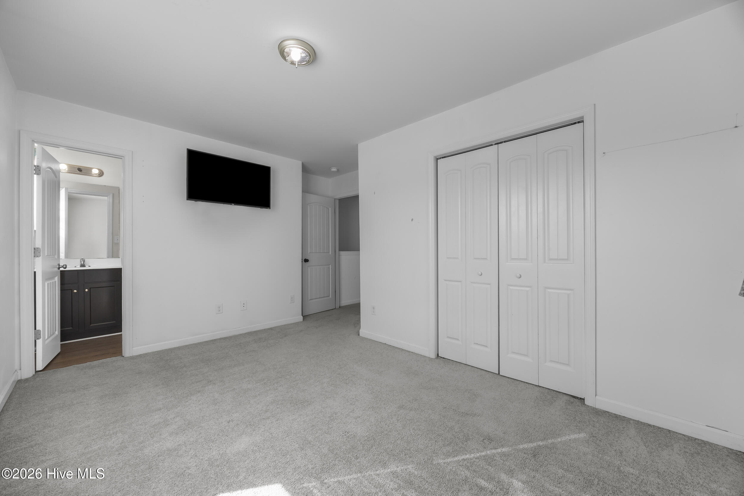 302 Kenan Loop Property Photo 26