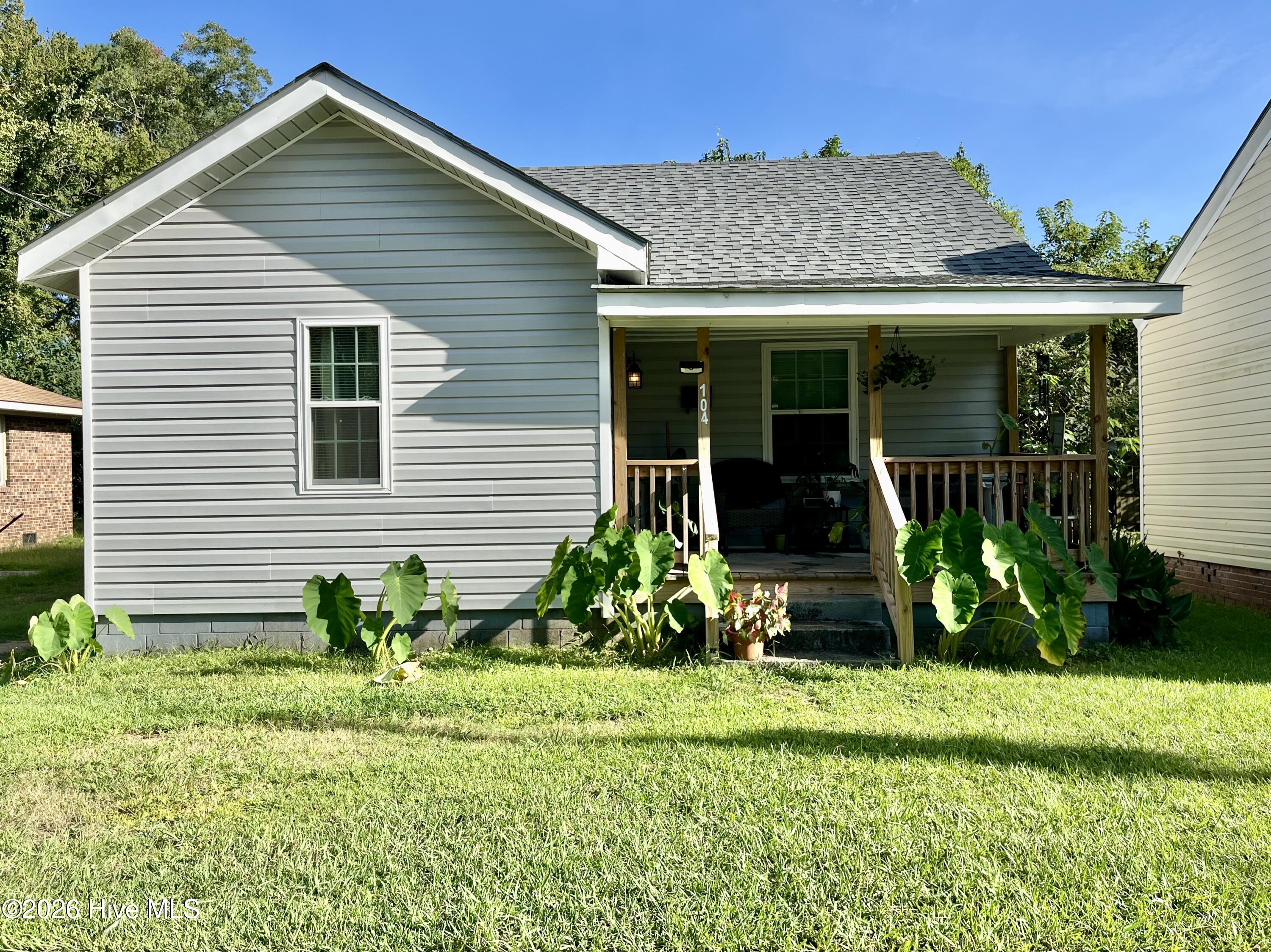 104 Beech Street Property Photo 1