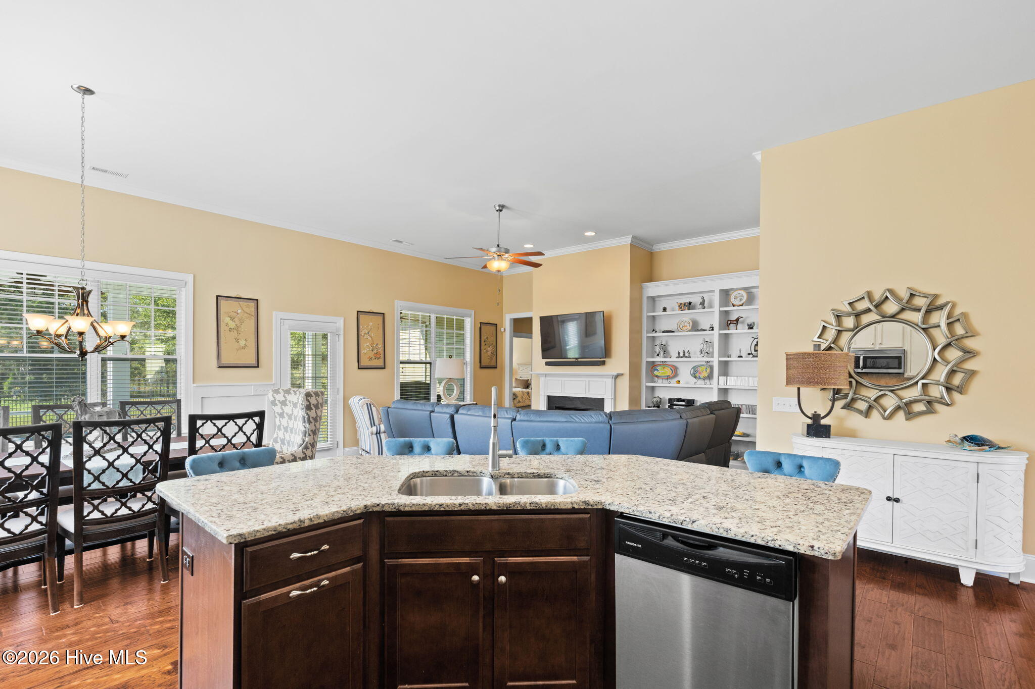 4873 Frasier Circle Property Photo 12