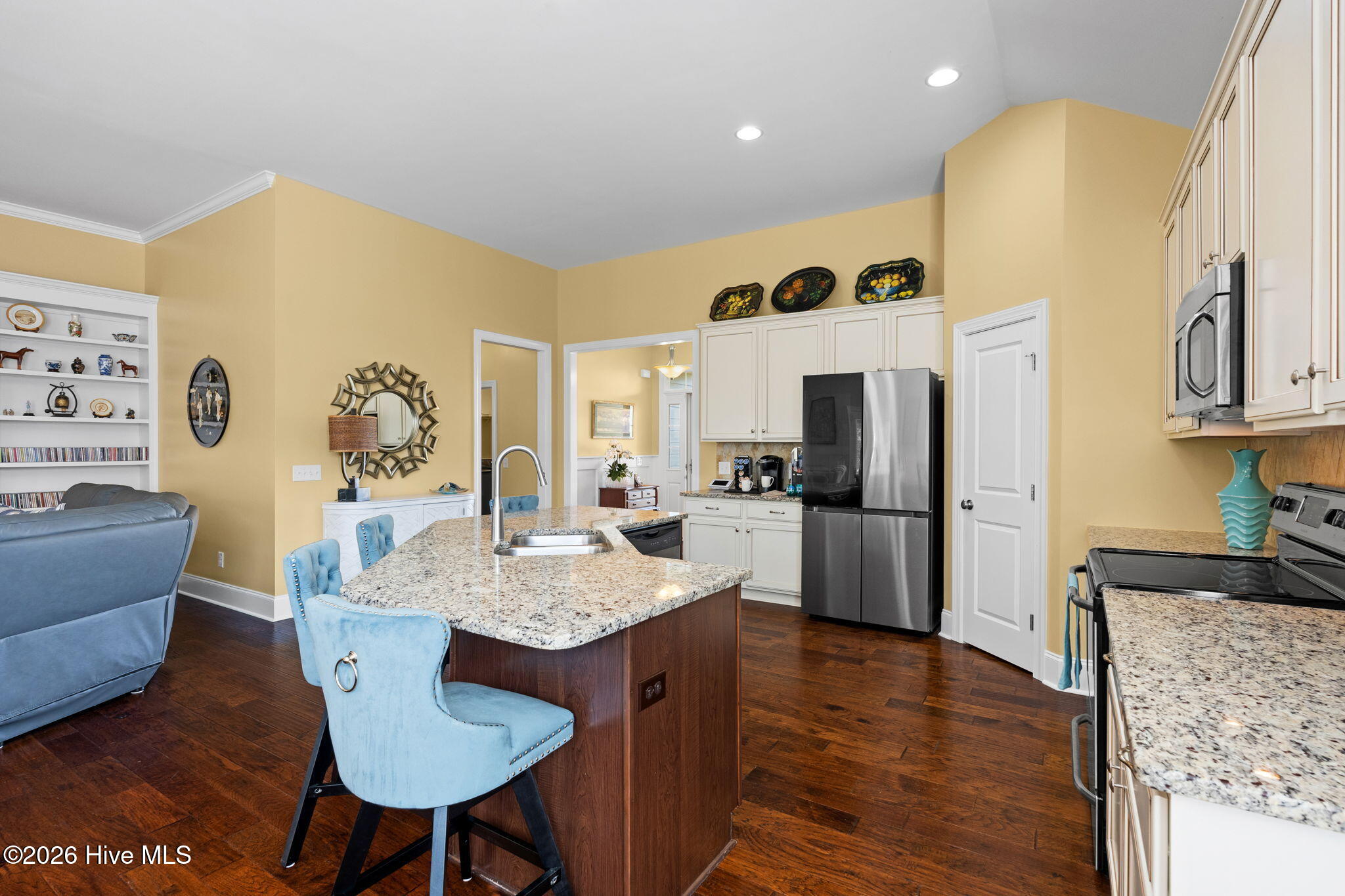 4873 Frasier Circle Property Photo 14