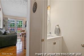 6528 Foxberry Road Property Photo 10