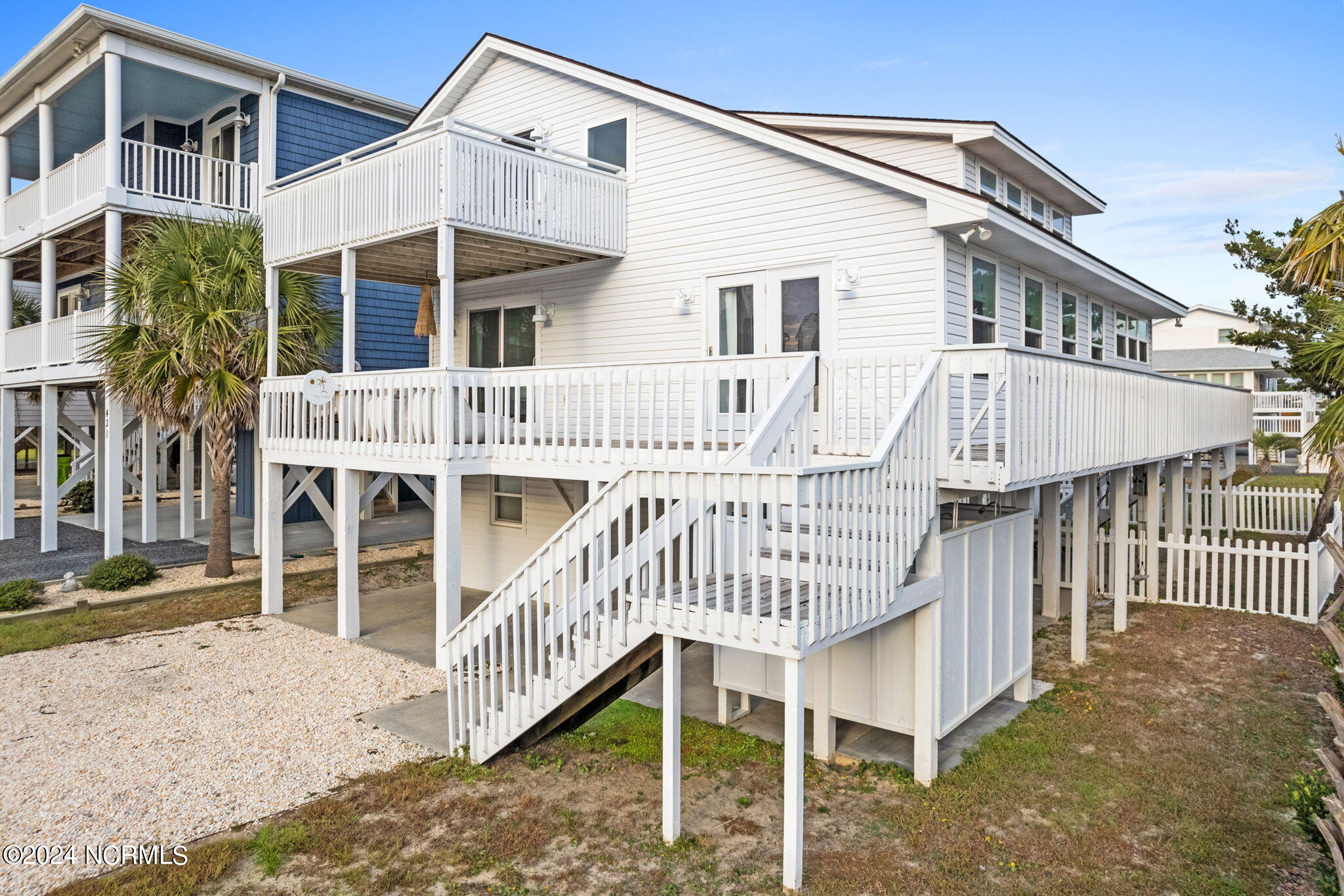 433 Dolphin Street Property Photo 24