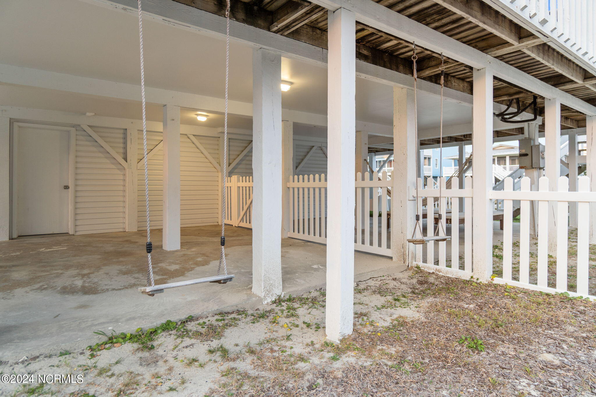 433 Dolphin Street Property Photo 40