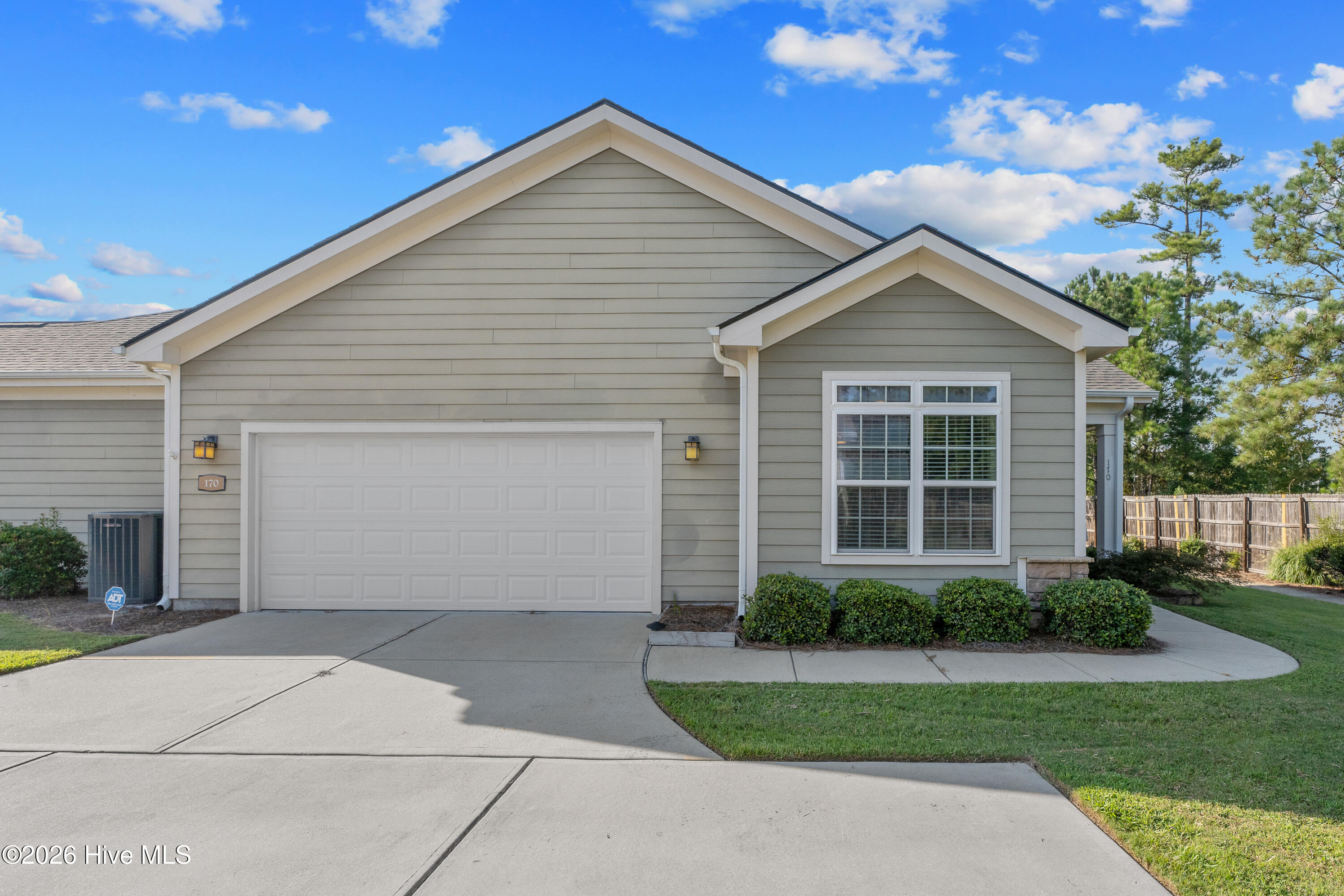 170 Nandina Court Property Photo 2