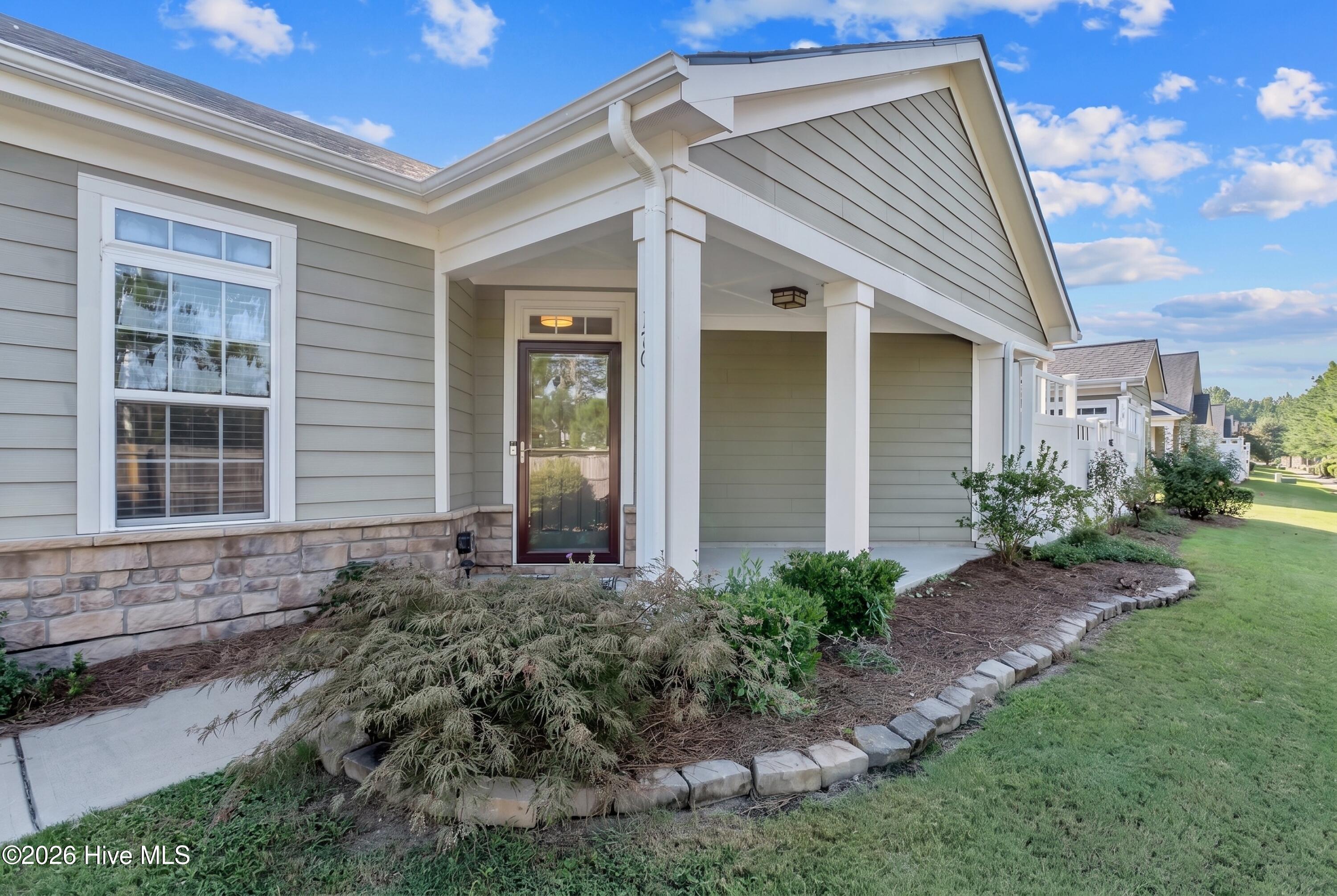 170 Nandina Court Property Photo 4
