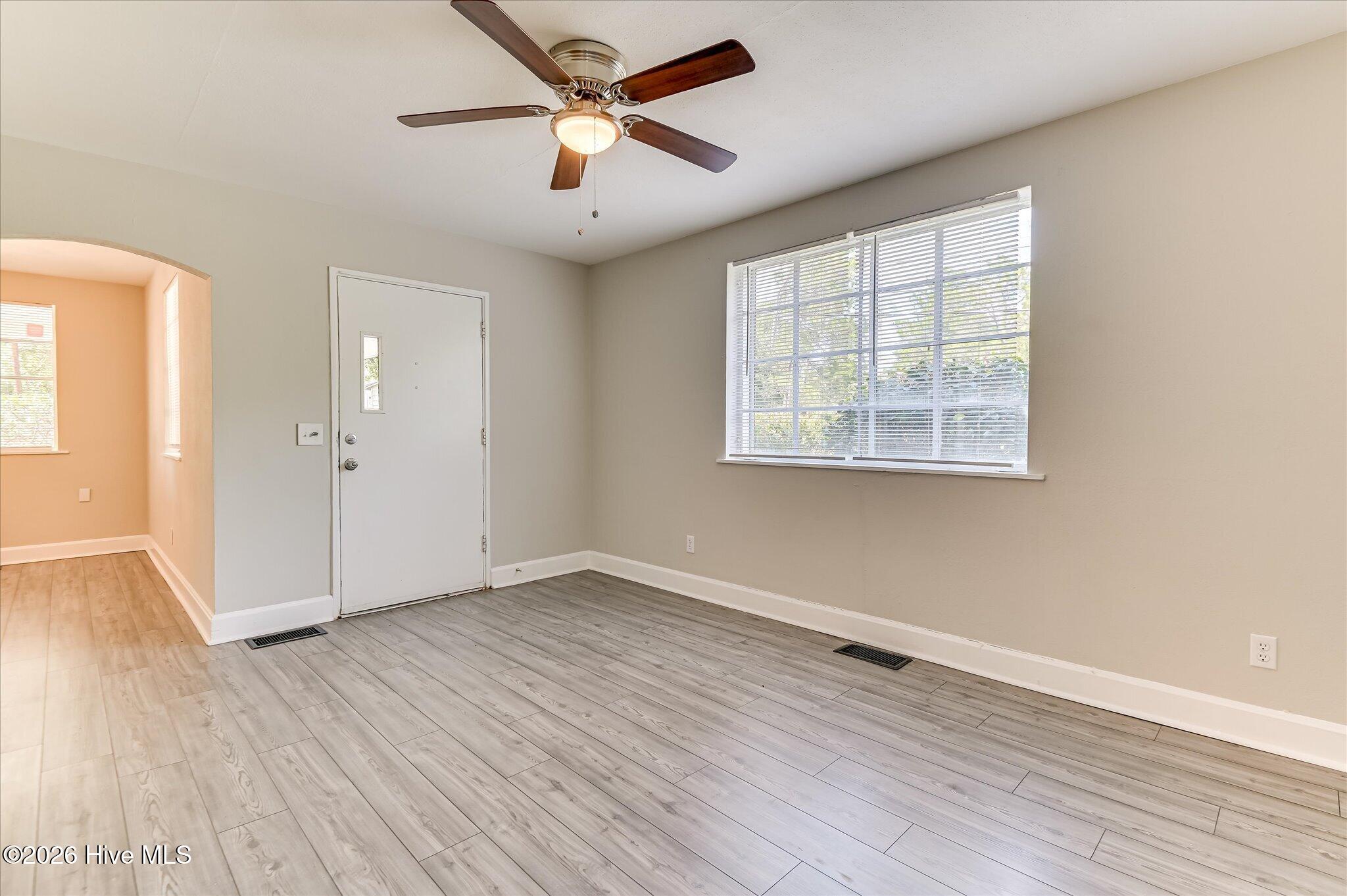 1801 Heath Street Property Photo 4