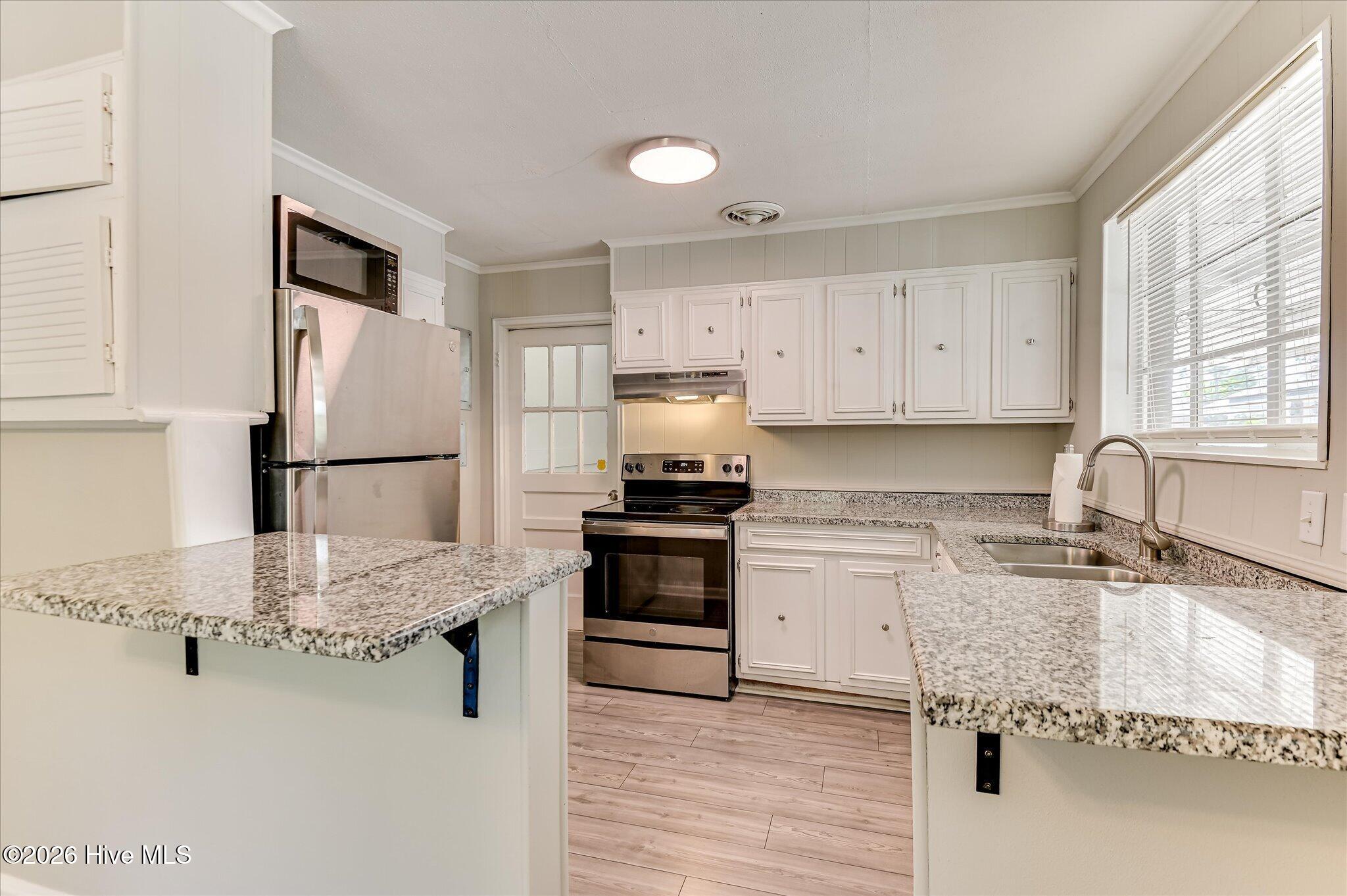 1801 Heath Street Property Photo 11