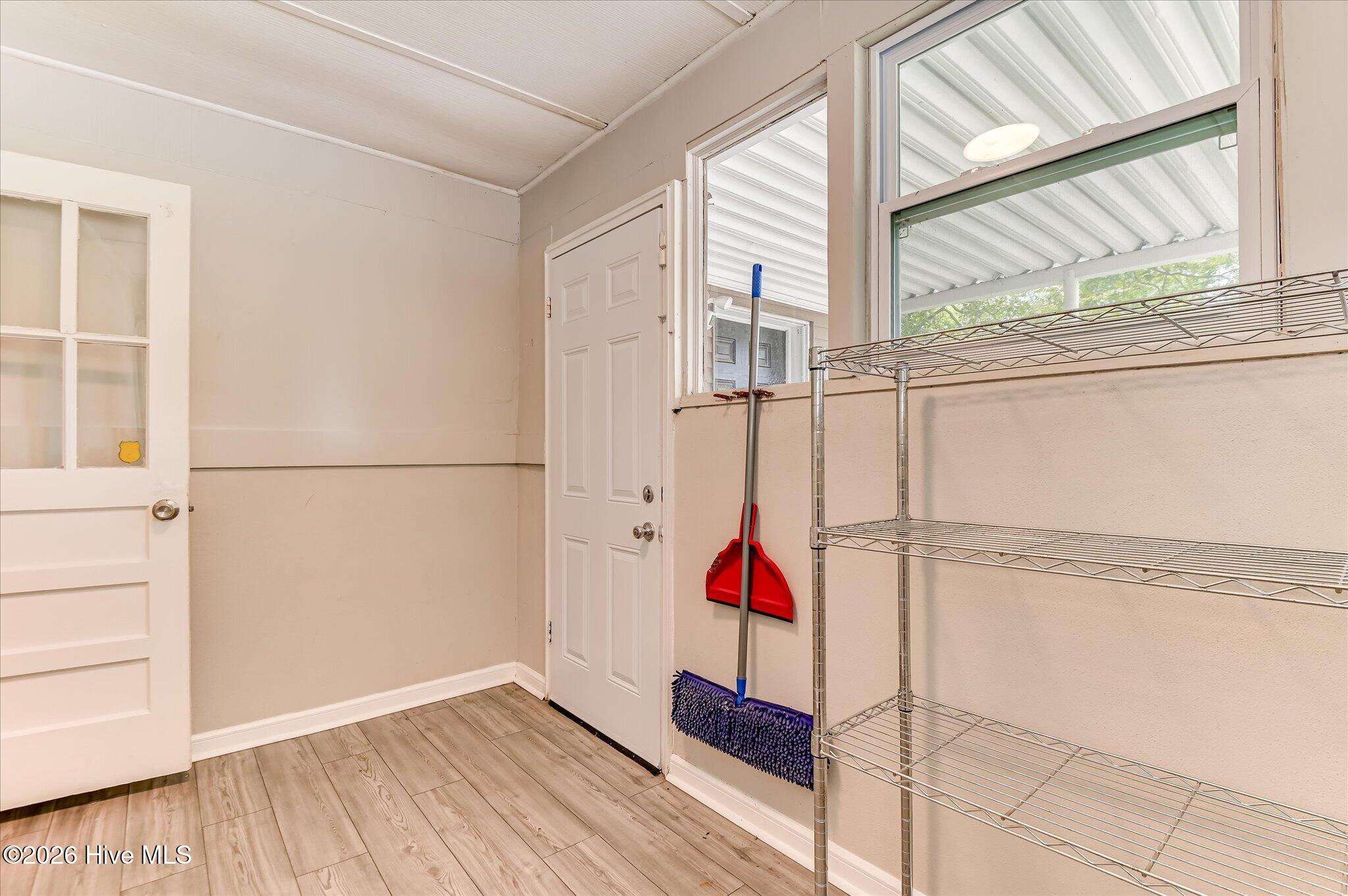 1801 Heath Street Property Photo 19