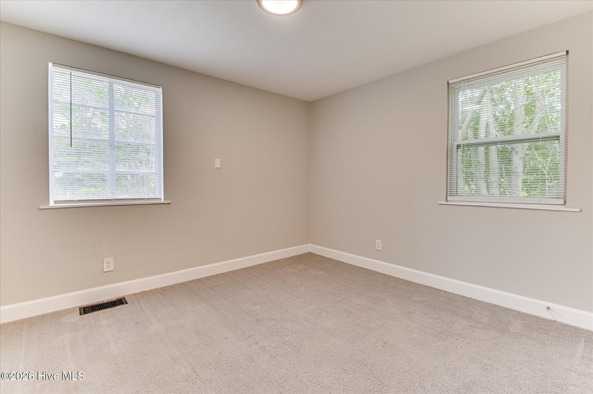 1801 Heath Street Property Photo 36