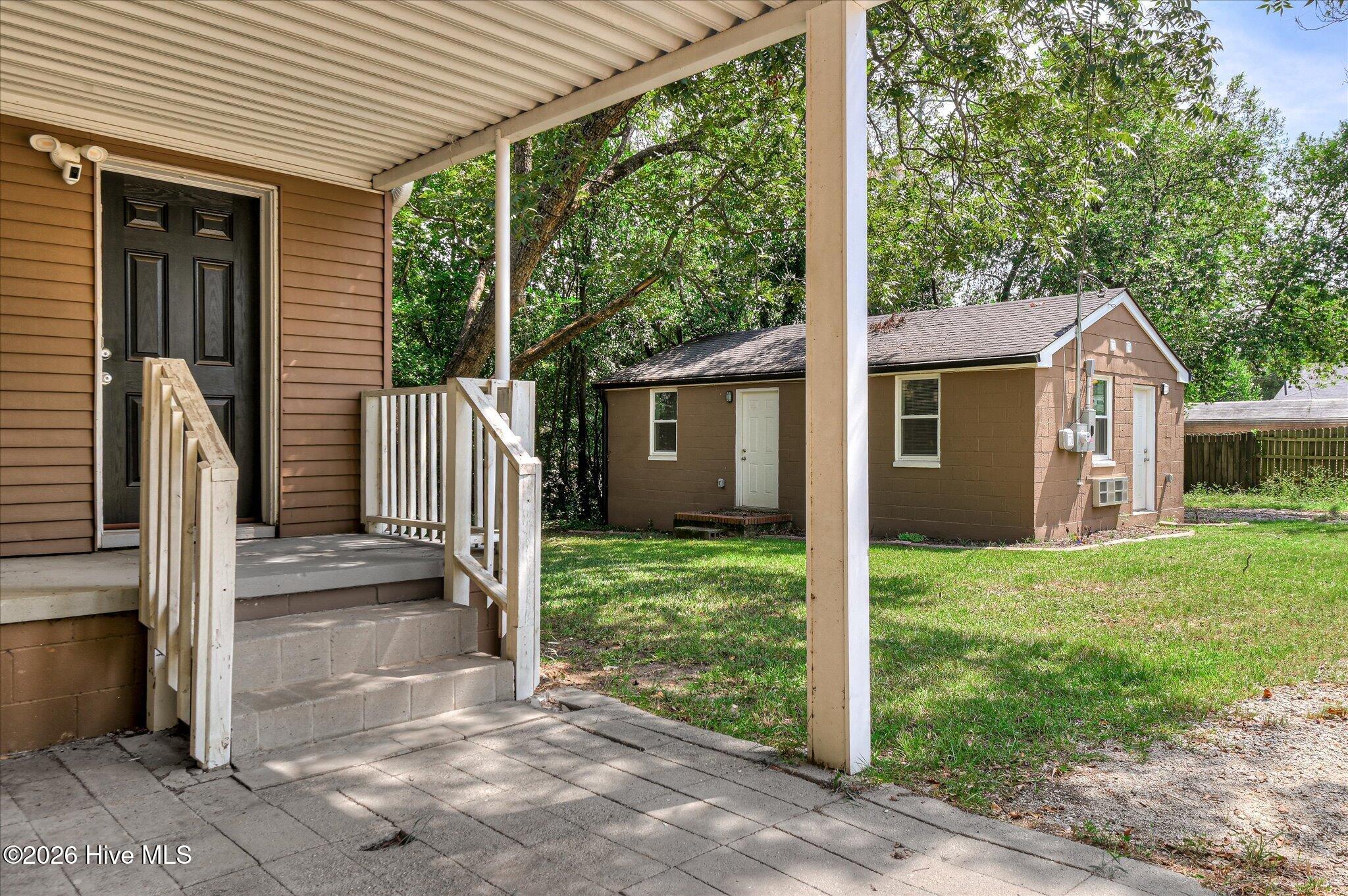 1801 Heath Street Property Photo 39