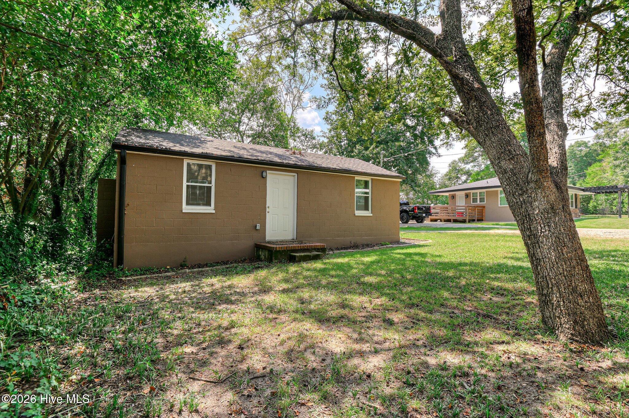 1801 Heath Street Property Photo 40