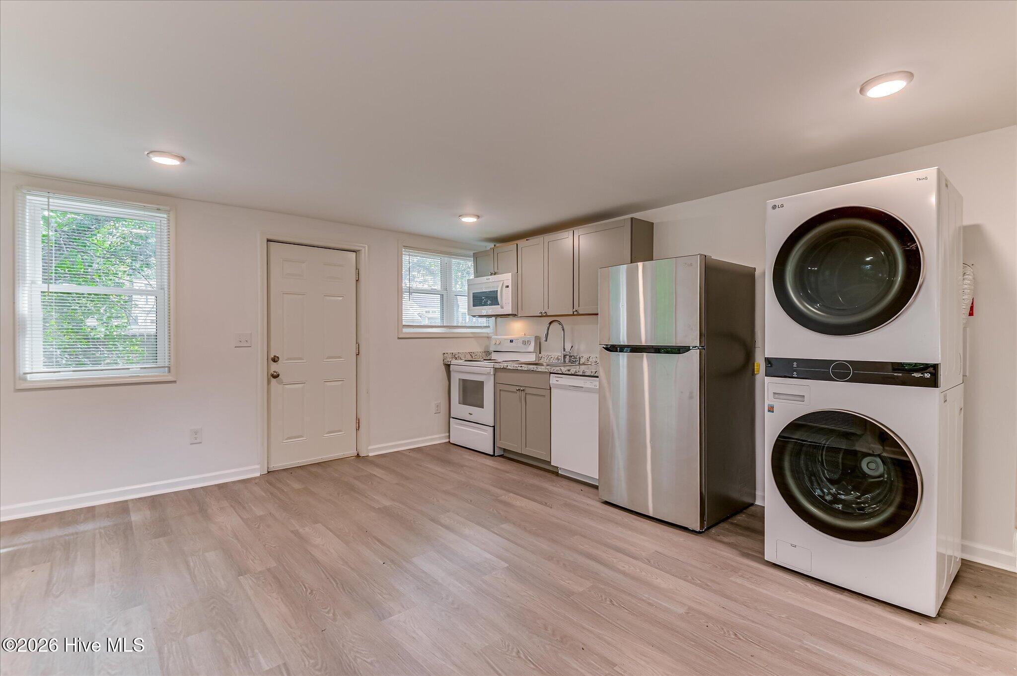 1801 Heath Street Property Photo 44