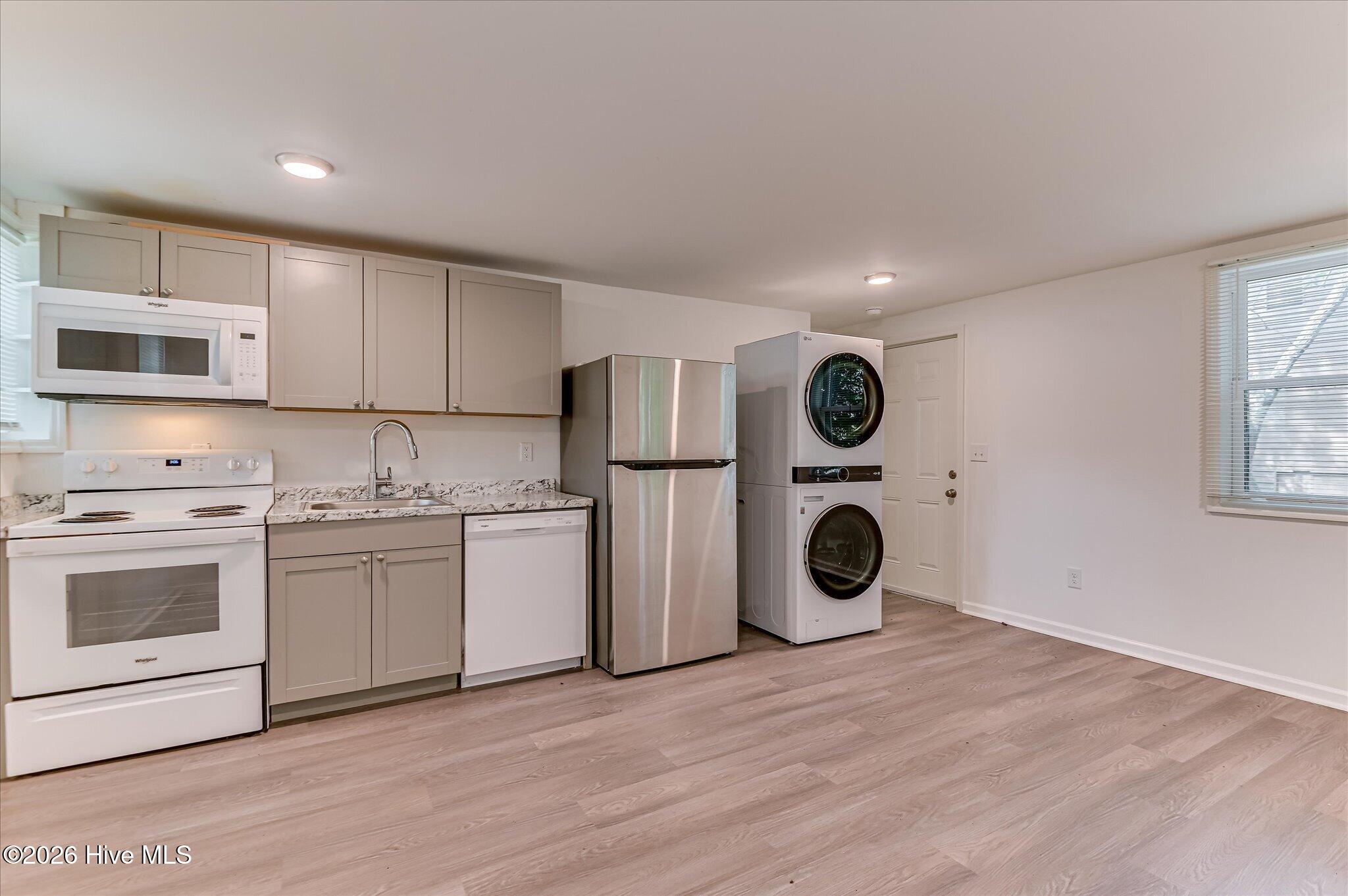 1801 Heath Street Property Photo 45
