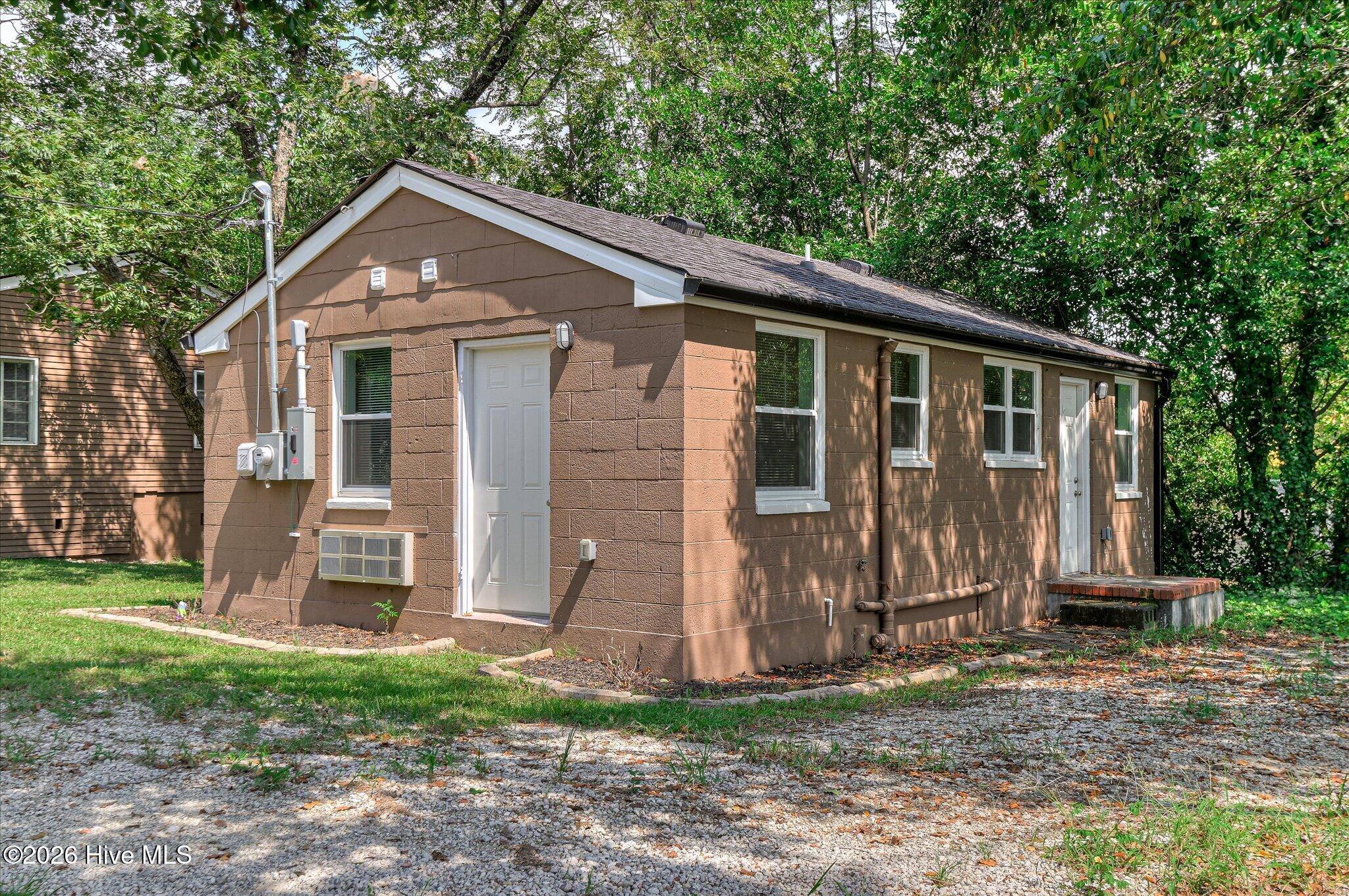 1801 Heath Street Property Photo 58