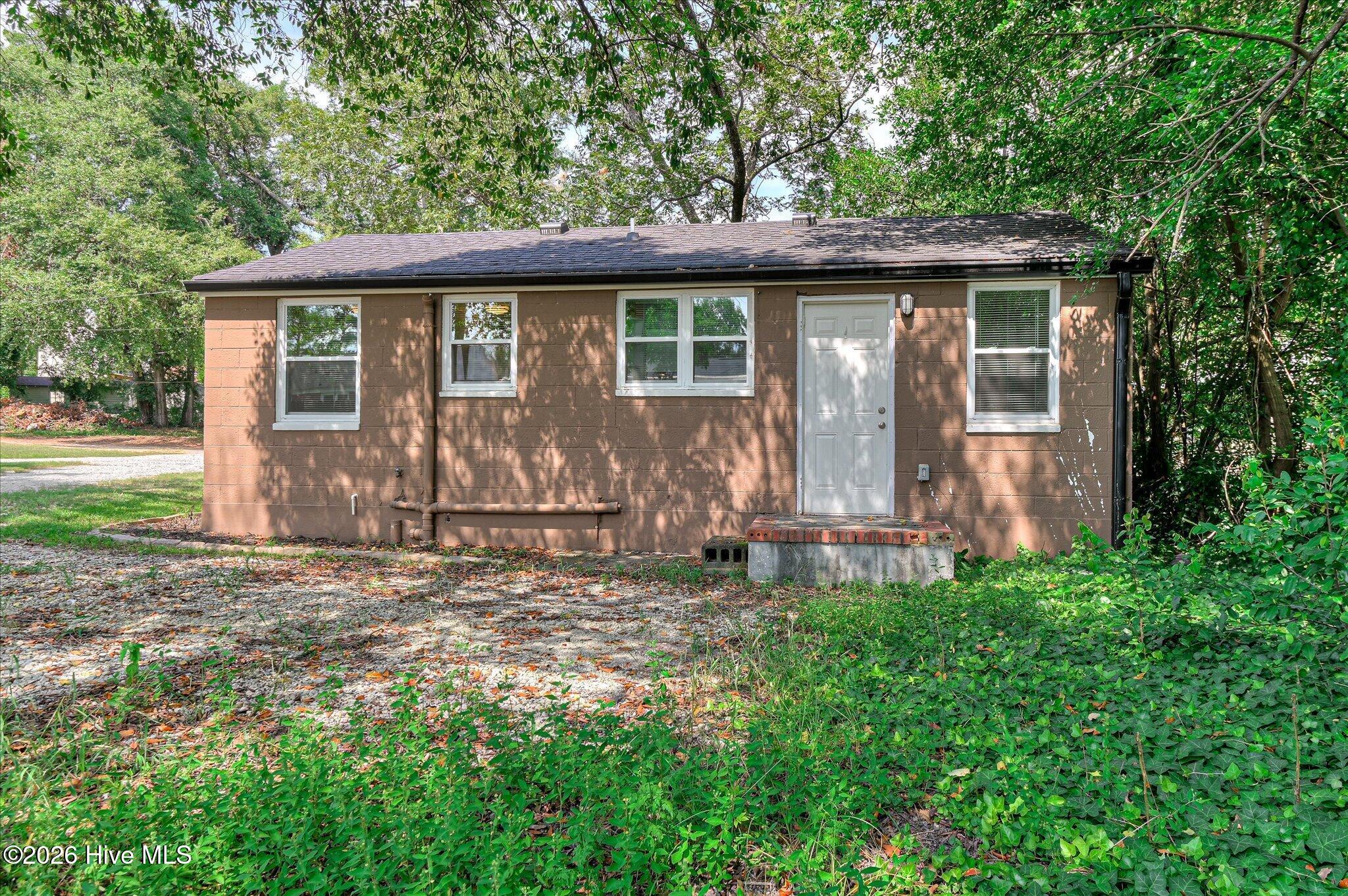 1801 Heath Street Property Photo 59