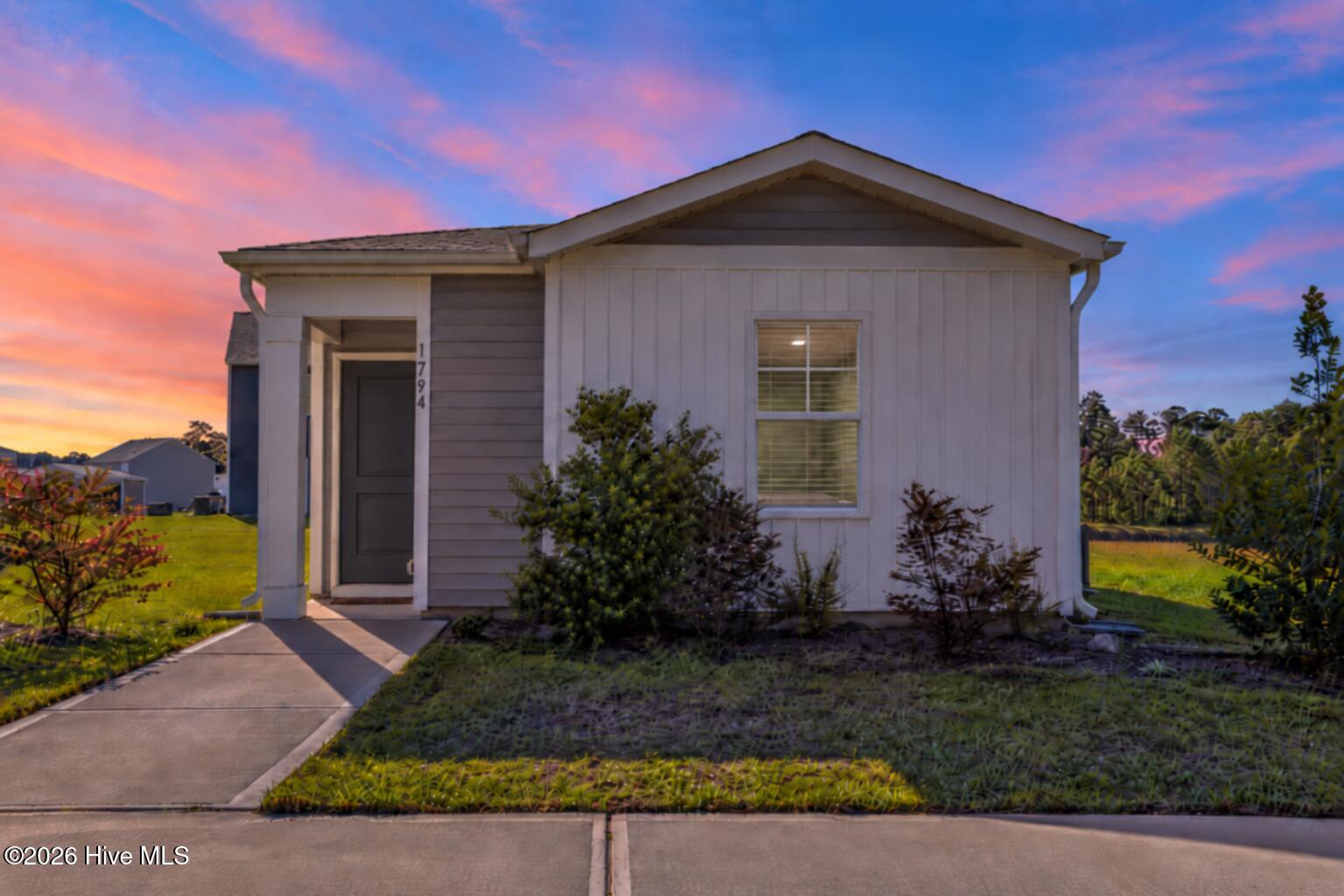 1794 Penelton Court Se Property Photo 1