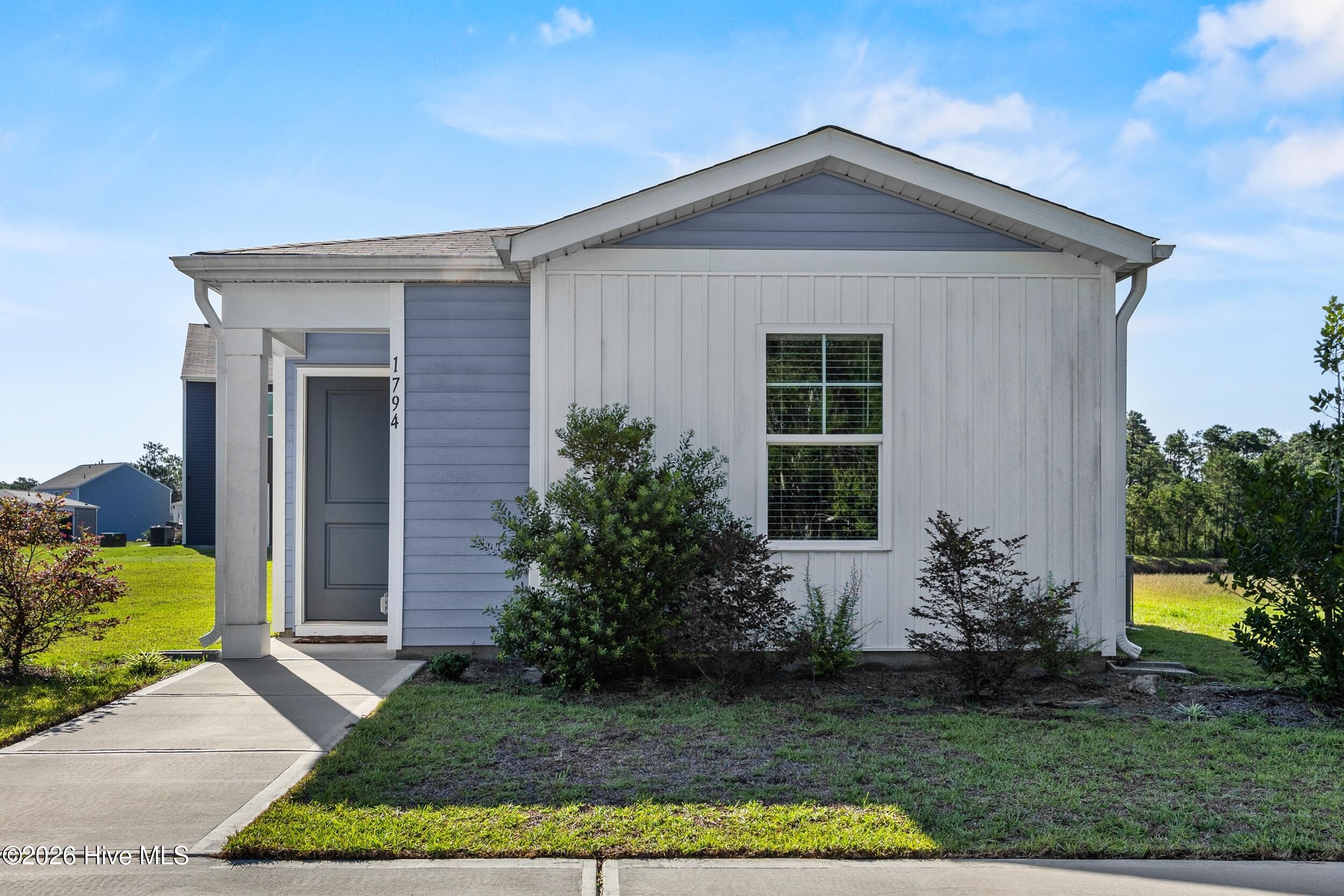 1794 Penelton Court Se Property Photo 5