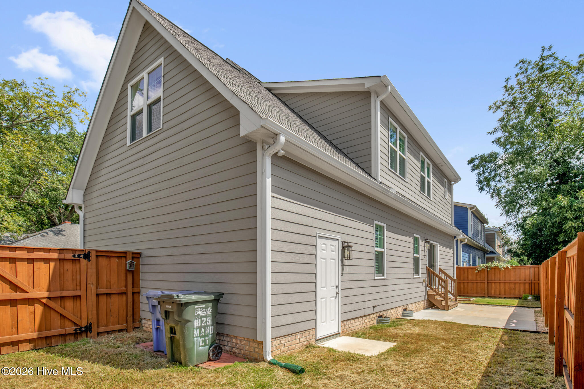 825 Mandolin Court Property Photo 34