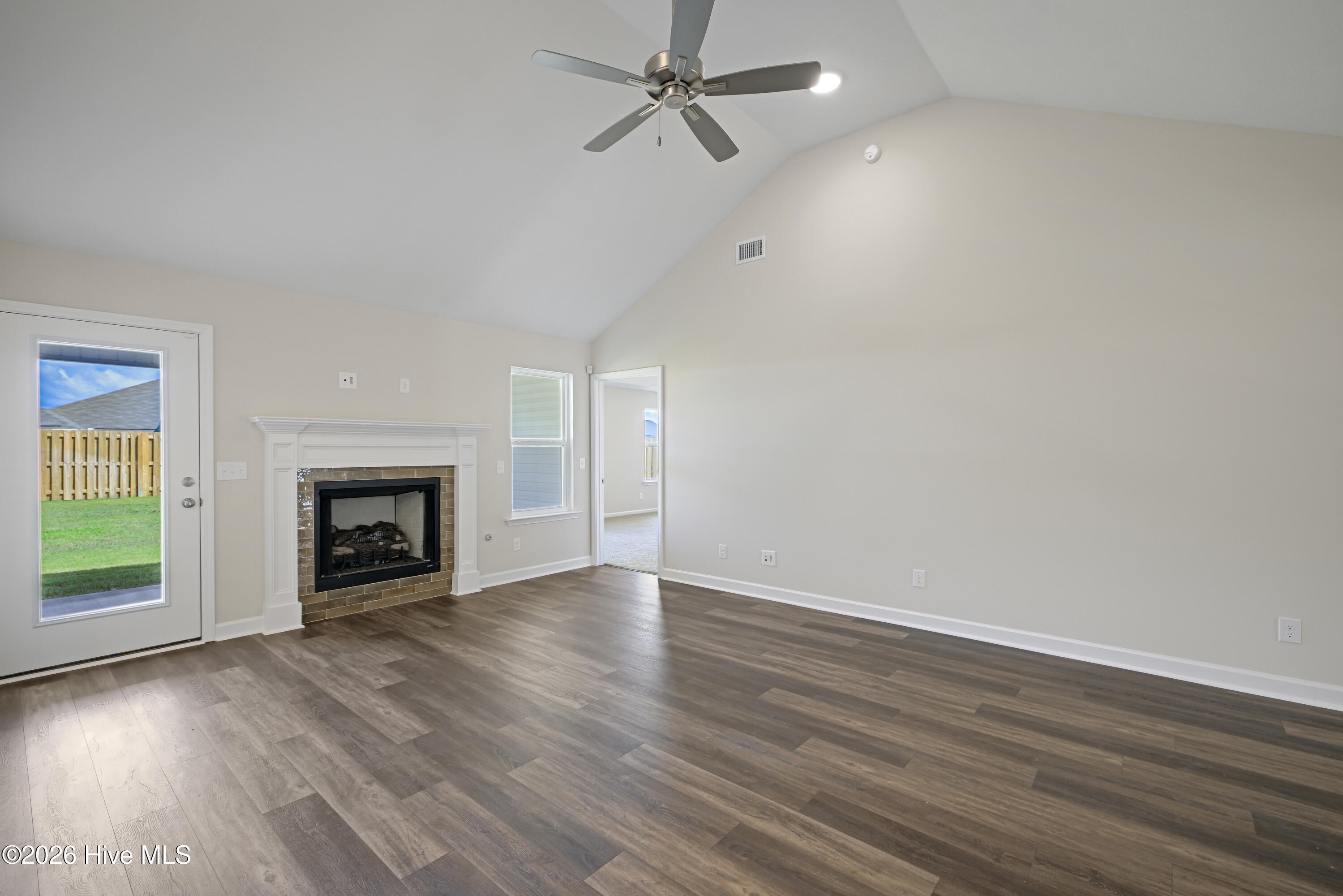 8850 Snelling Drive Property Photo 6
