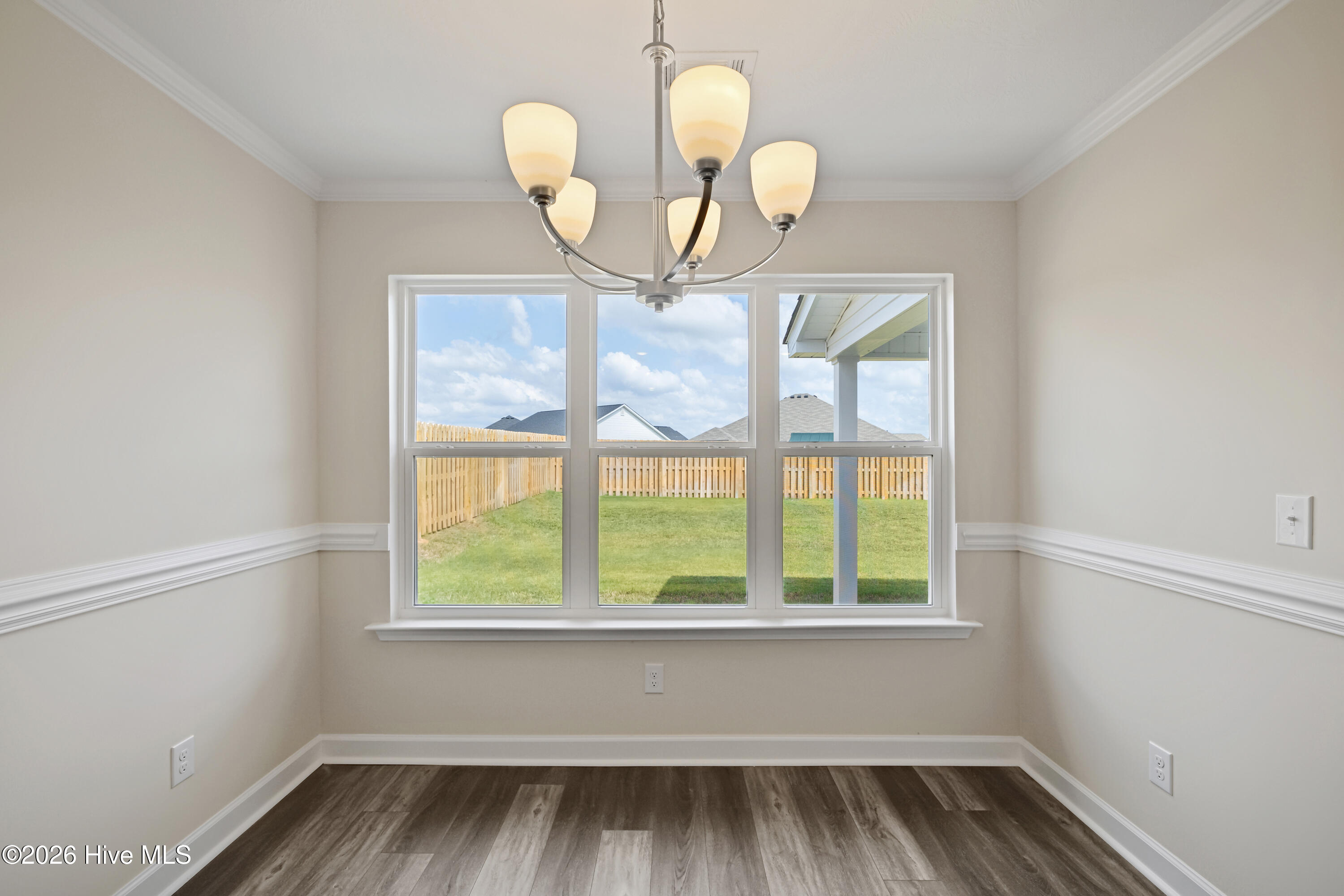 8850 Snelling Drive Property Photo 12
