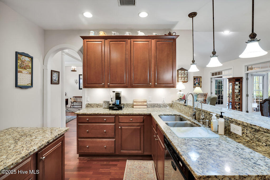 1699 Mistwood Court Se Property Photo 14
