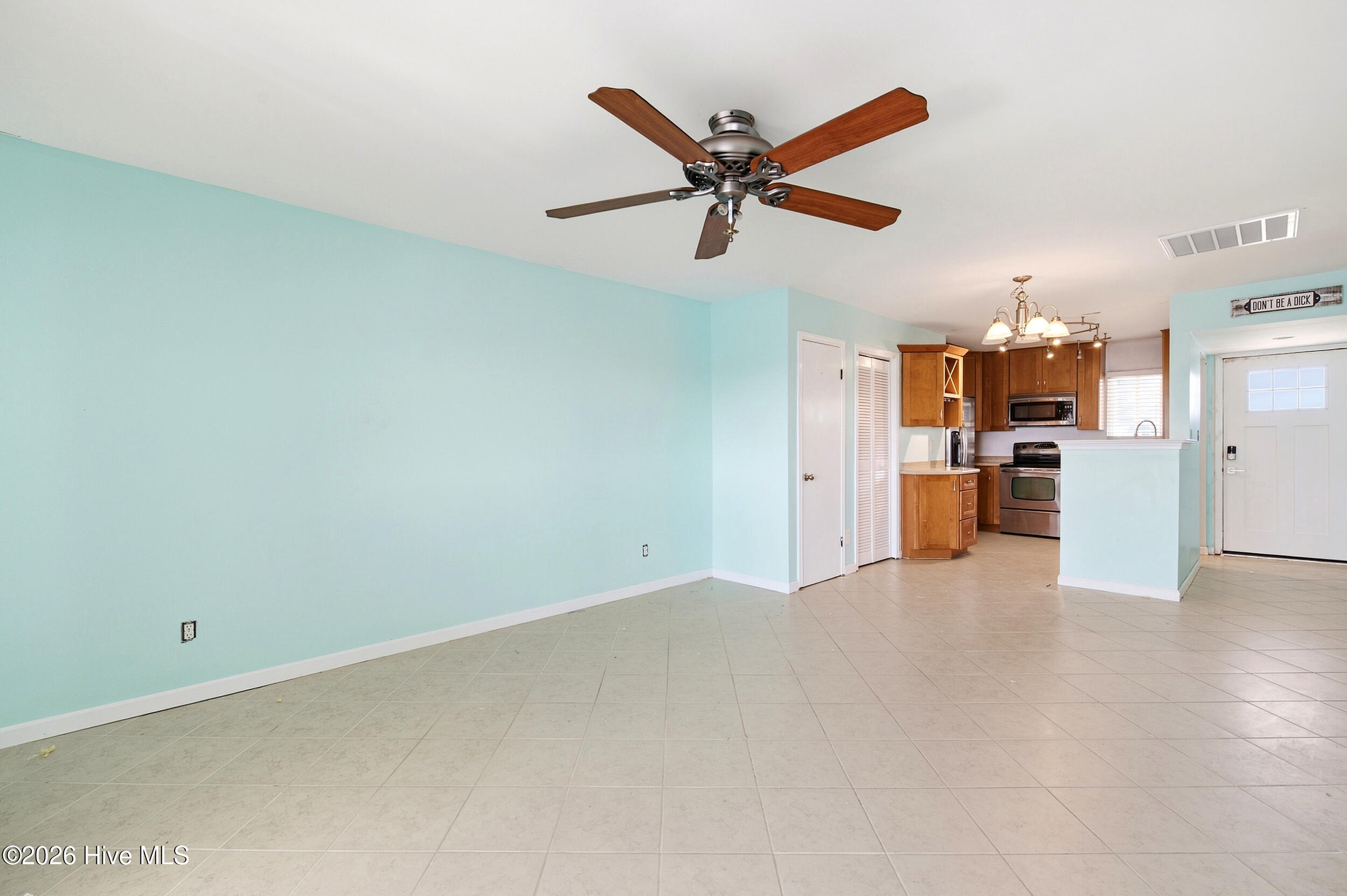 709 Canal Drive Apt 3b Property Photo 9