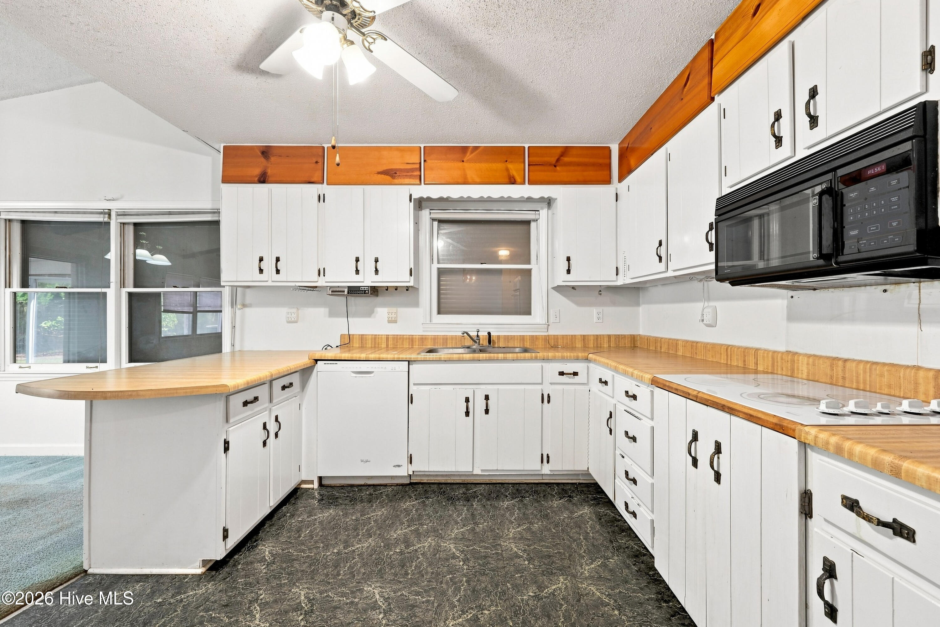 140 Lousan Drive Property Photo 31