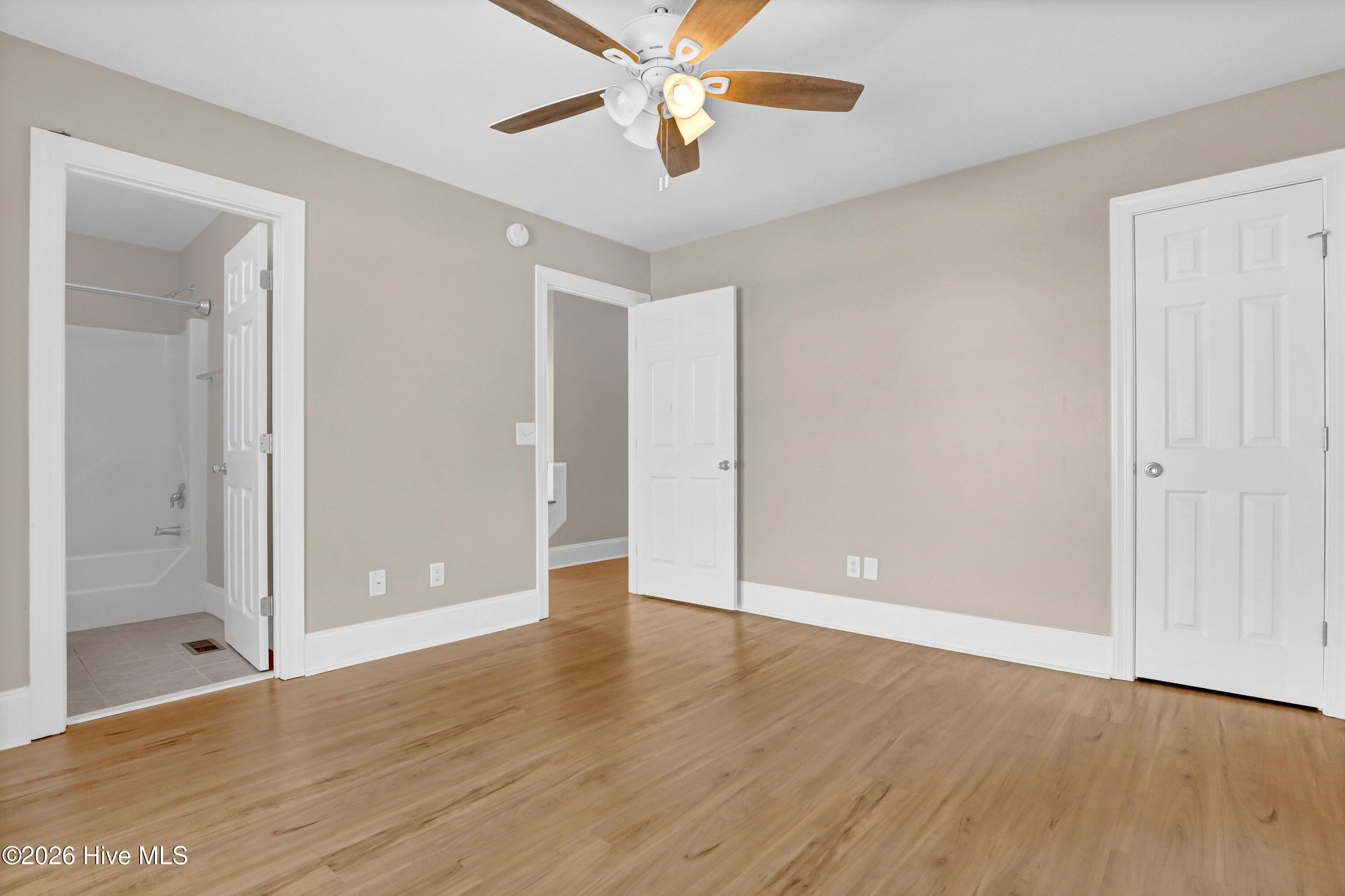818 N New River Drive 102 Property Photo 11