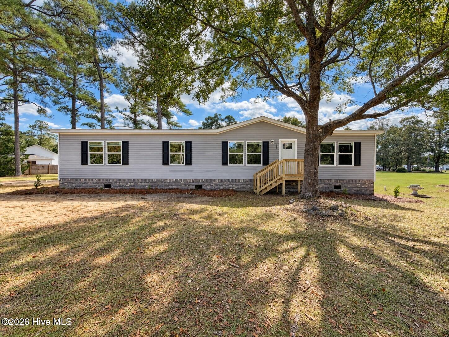 809 Garner Drive Property Photo 1