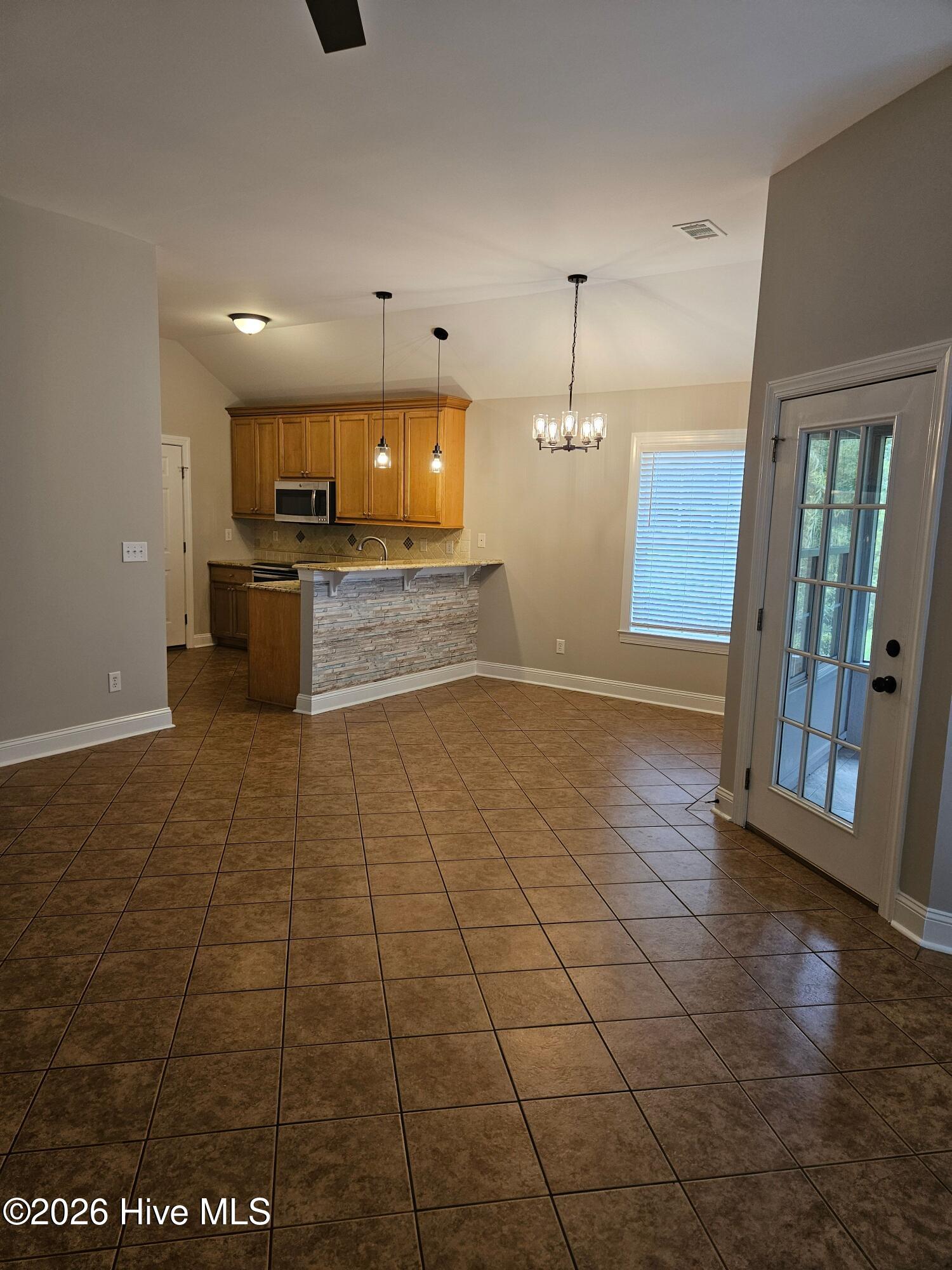 502 Castle Bay Drive D Property Photo 6