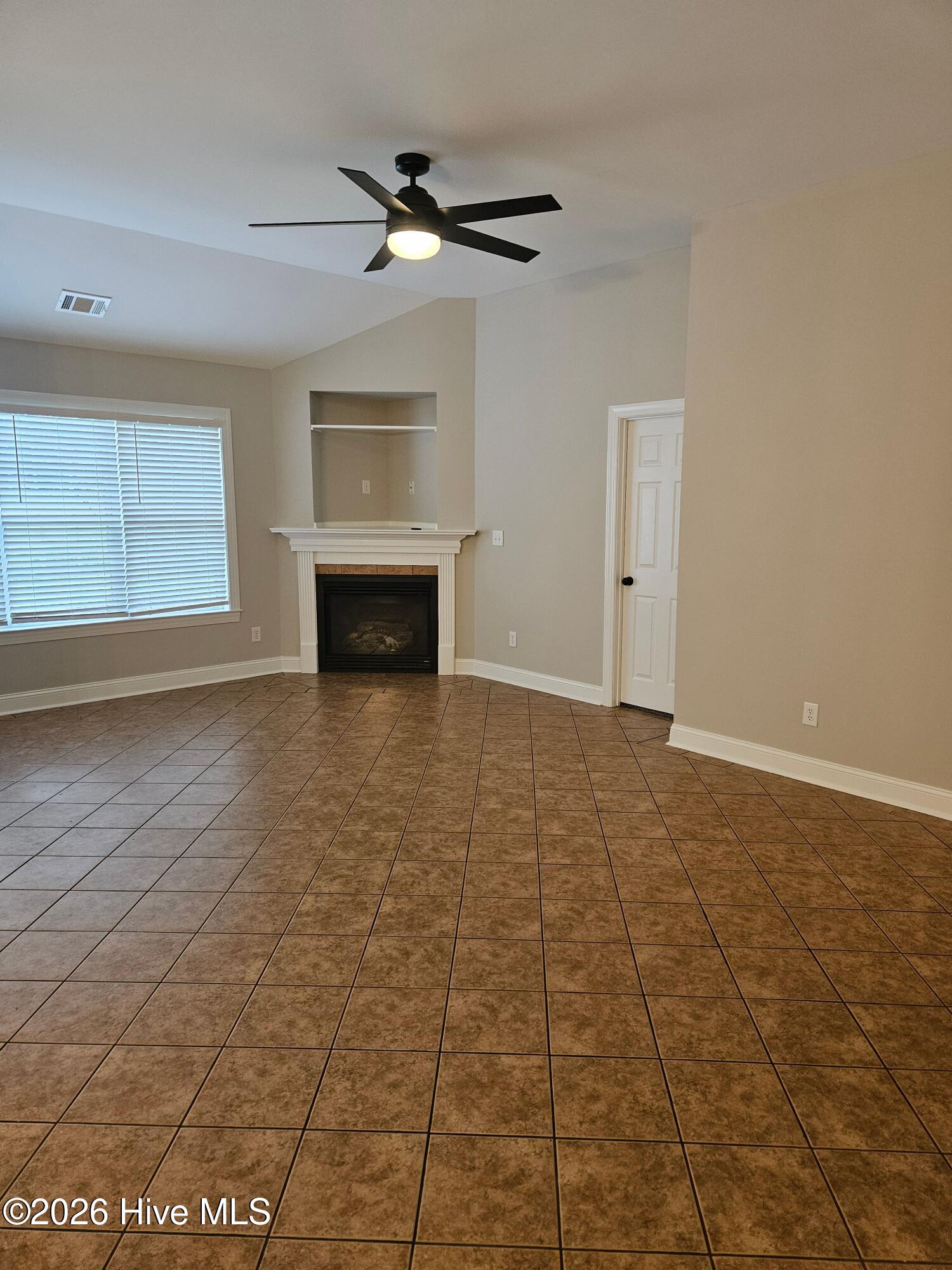 502 Castle Bay Drive D Property Photo 7