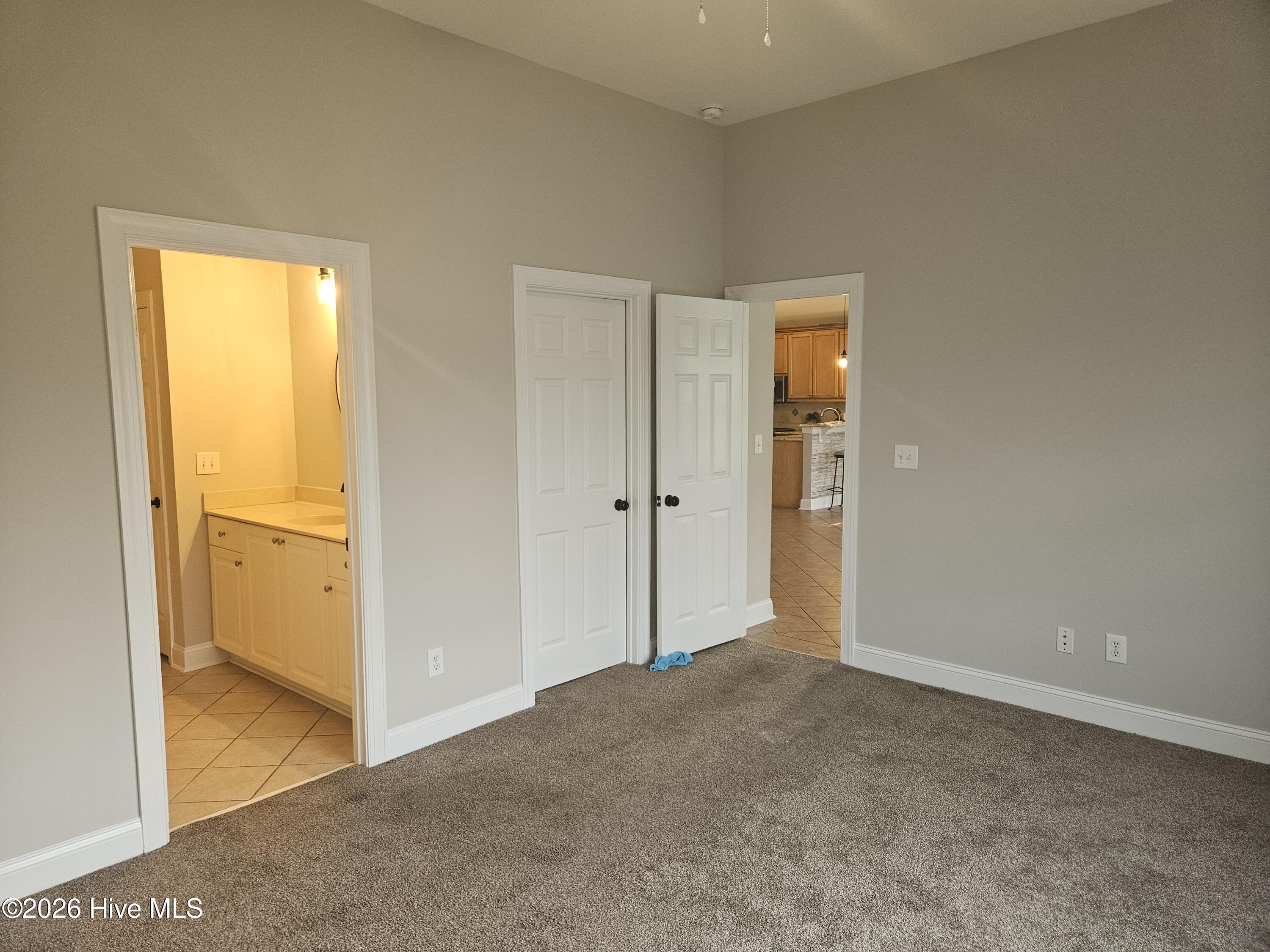 502 Castle Bay Drive D Property Photo 11
