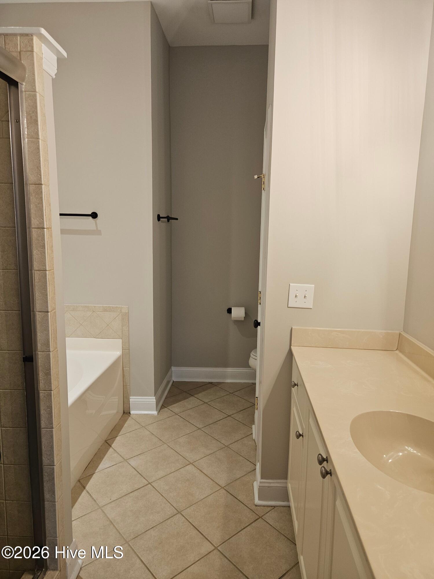 502 Castle Bay Drive D Property Photo 12