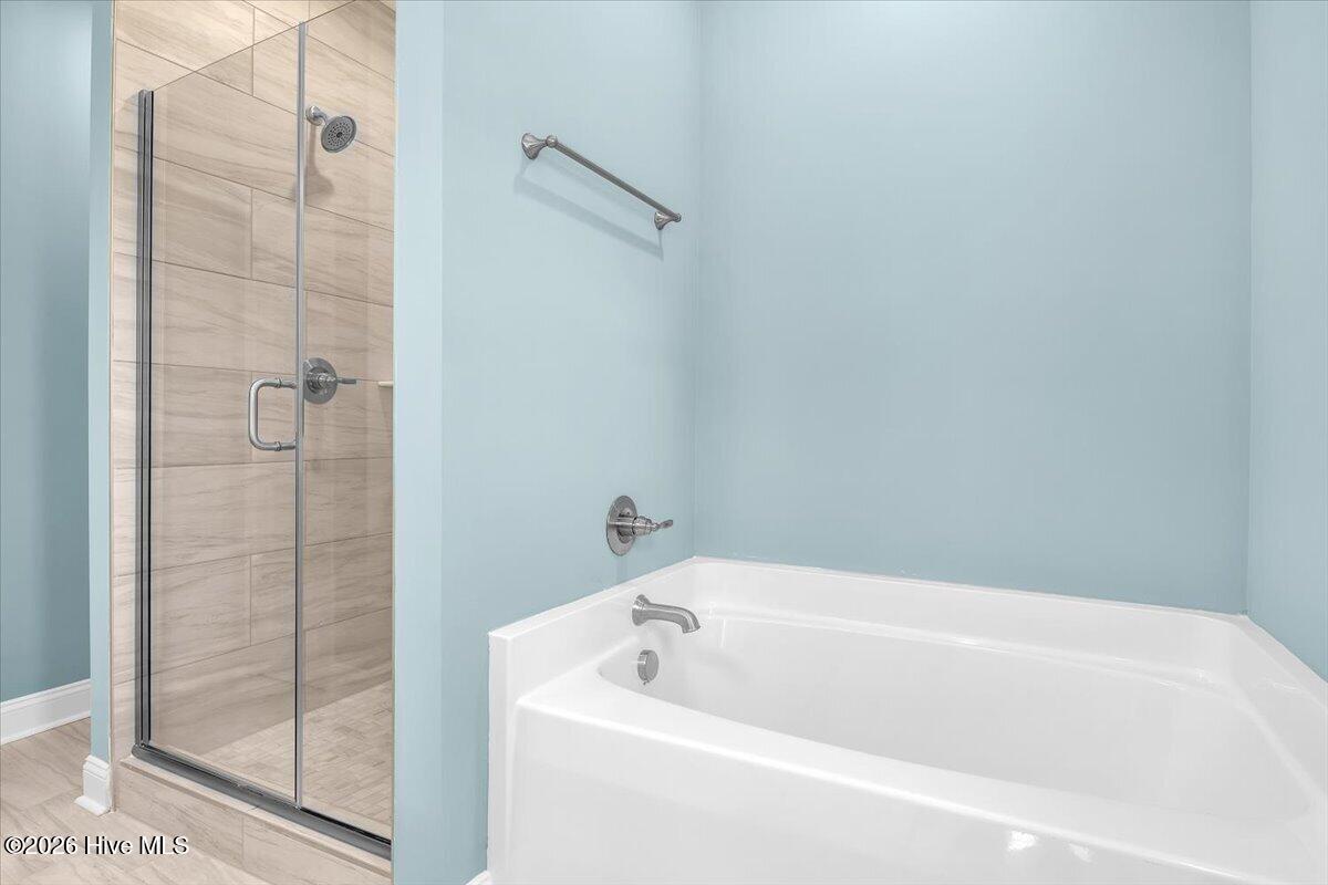 107 Gold Coast Drive Property Photo 29