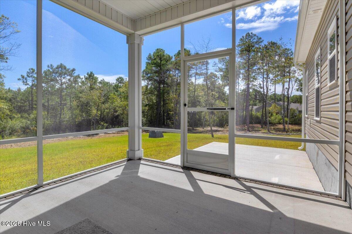 107 Gold Coast Drive Property Photo 36