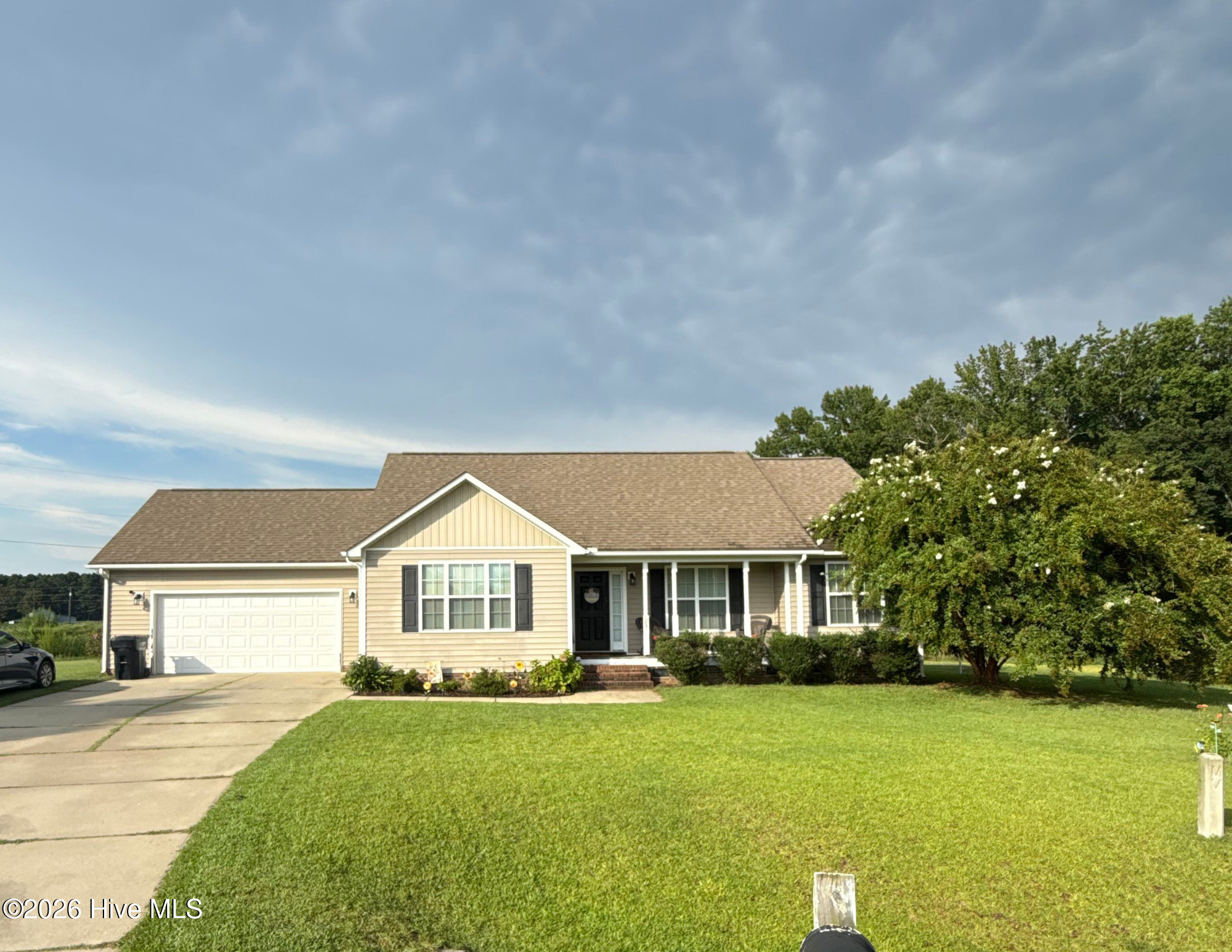 25 Lawrence Court Property Photo 1