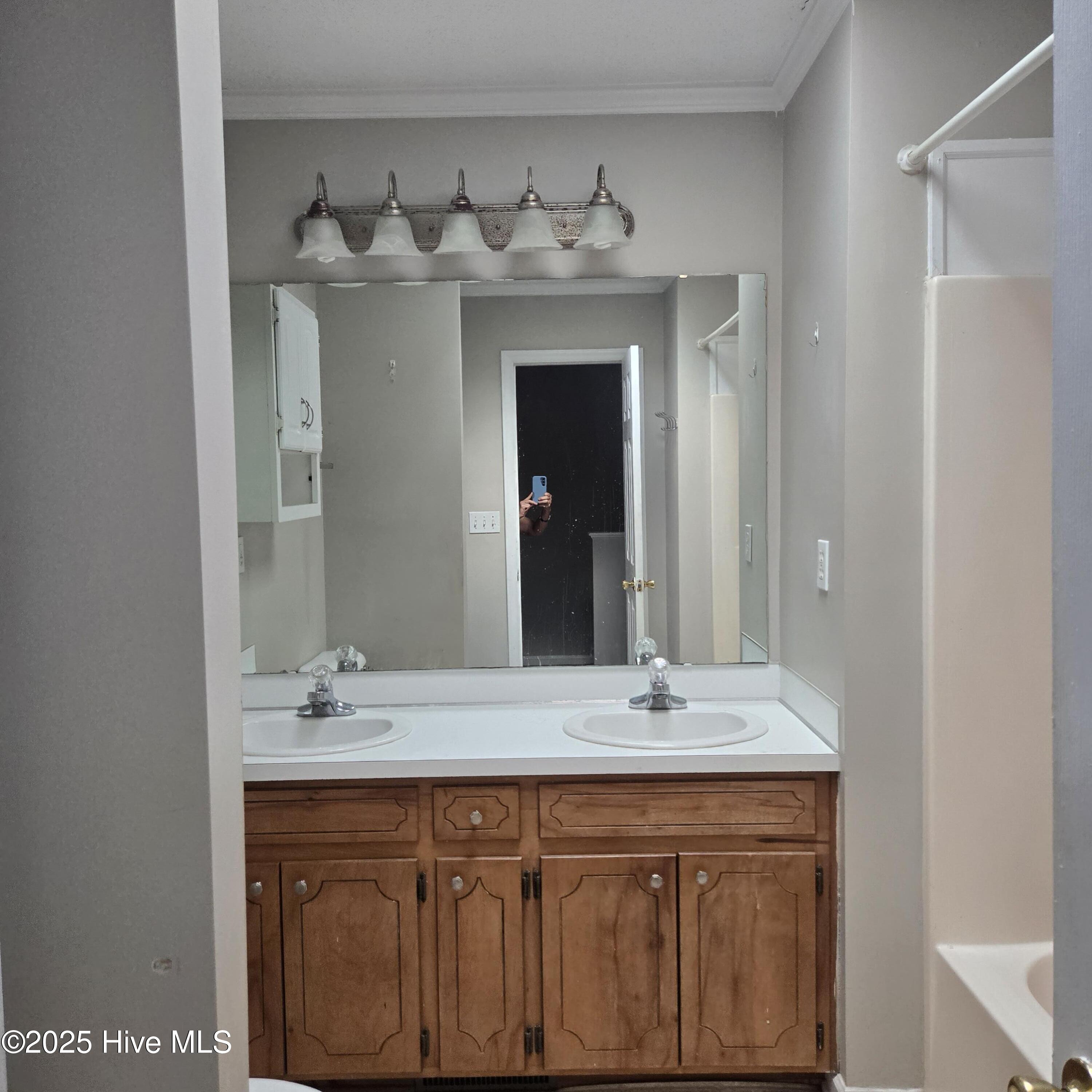 3830 Sterling Pointe Drive P7 Property Photo 8
