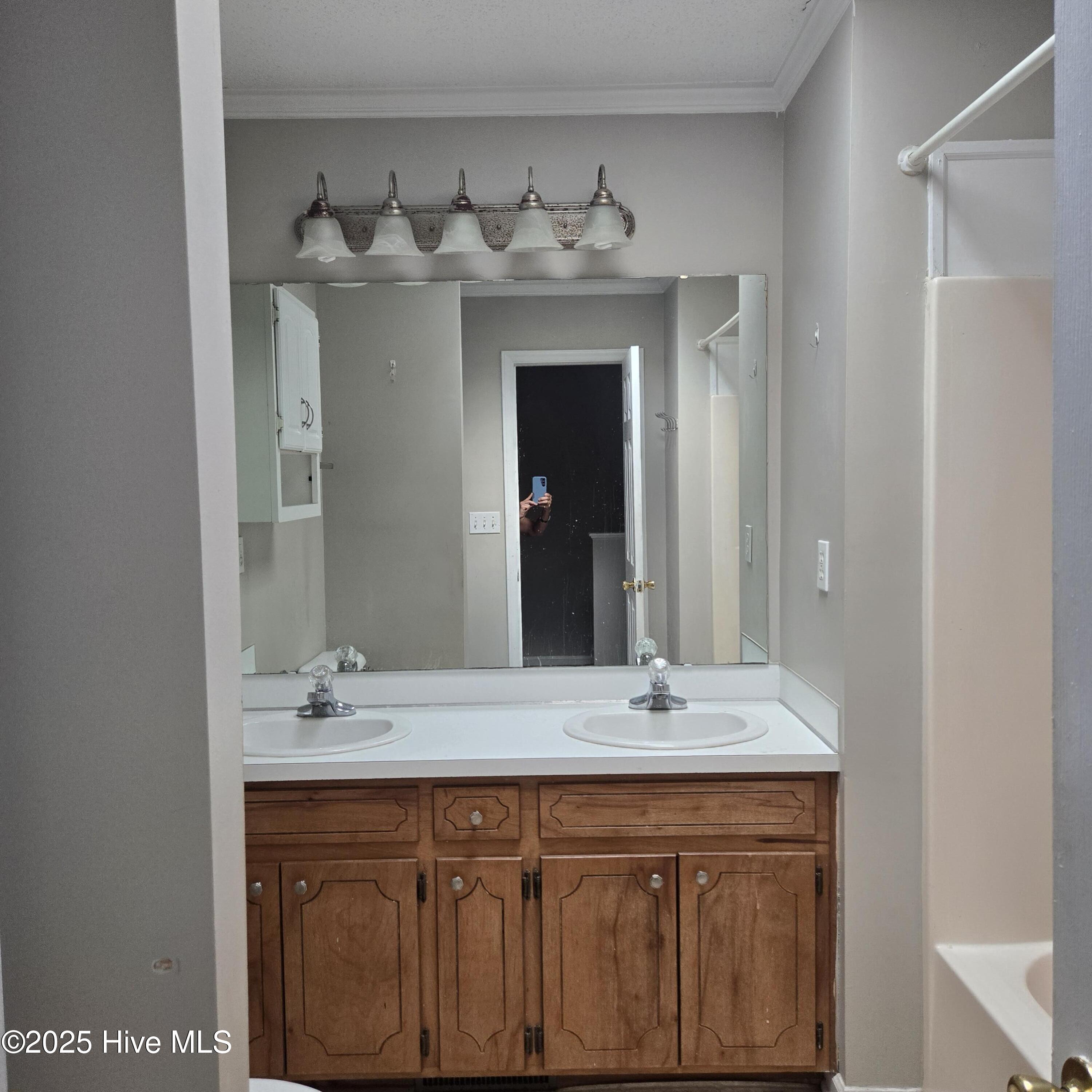3830 Sterling Pointe Drive P7 Property Photo 9
