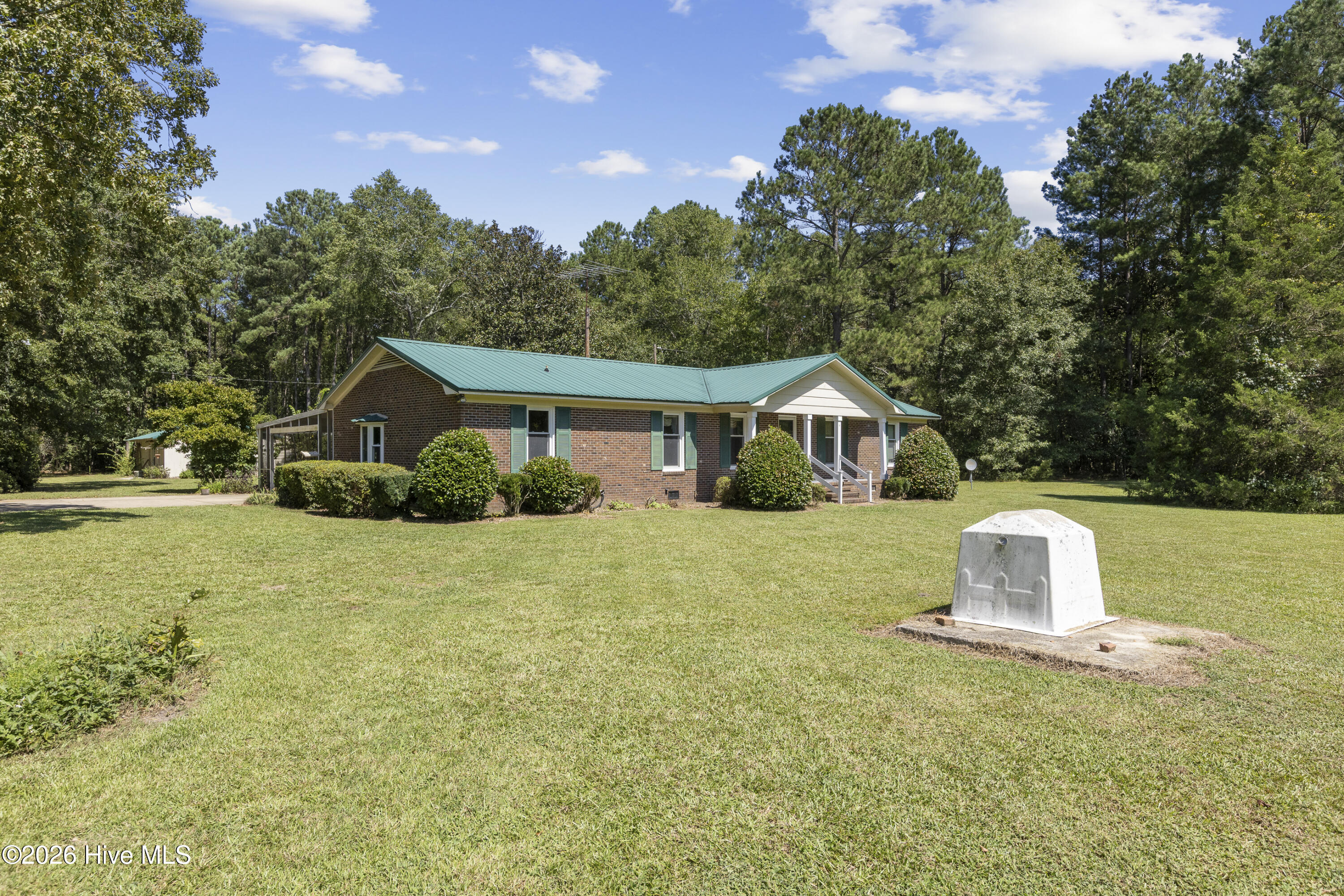 6947 Beaver Dam Road Property Photo 7