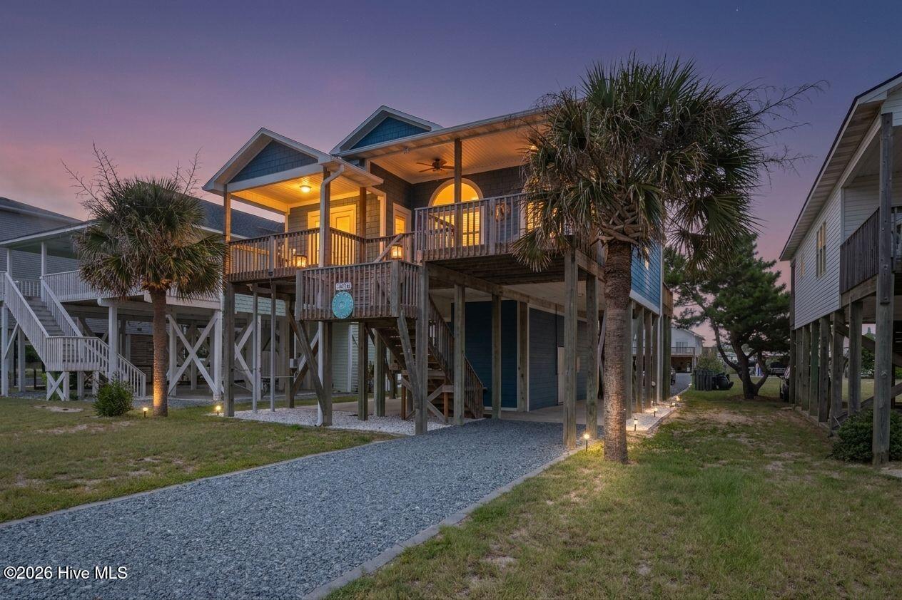 2330 W Beach Drive Property Photo 1