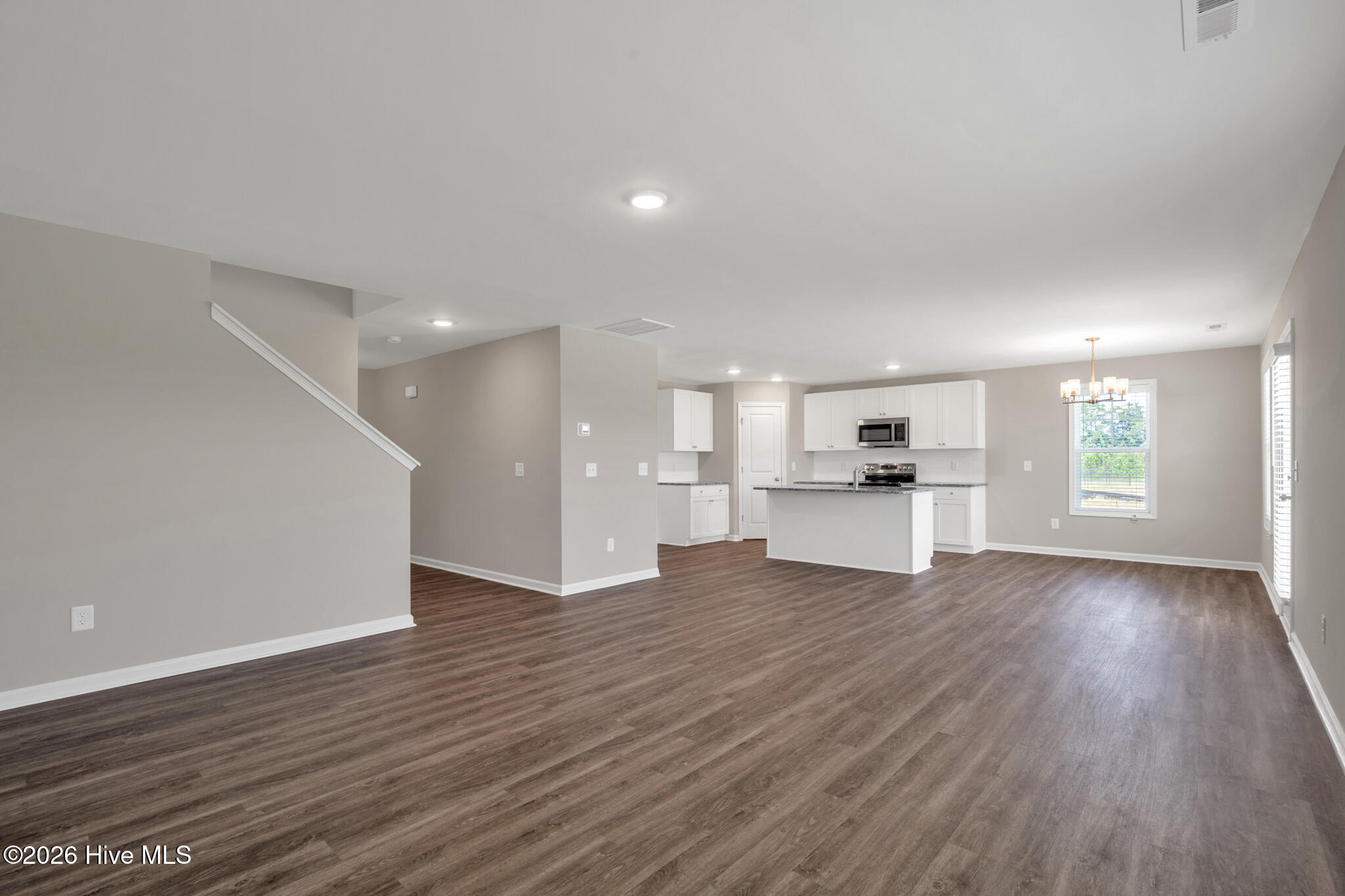 45 E Emily Gardens Drive Property Photo 8