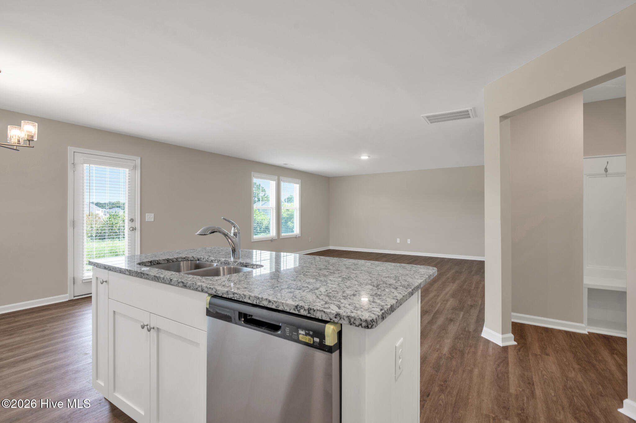 45 E Emily Gardens Drive Property Photo 14