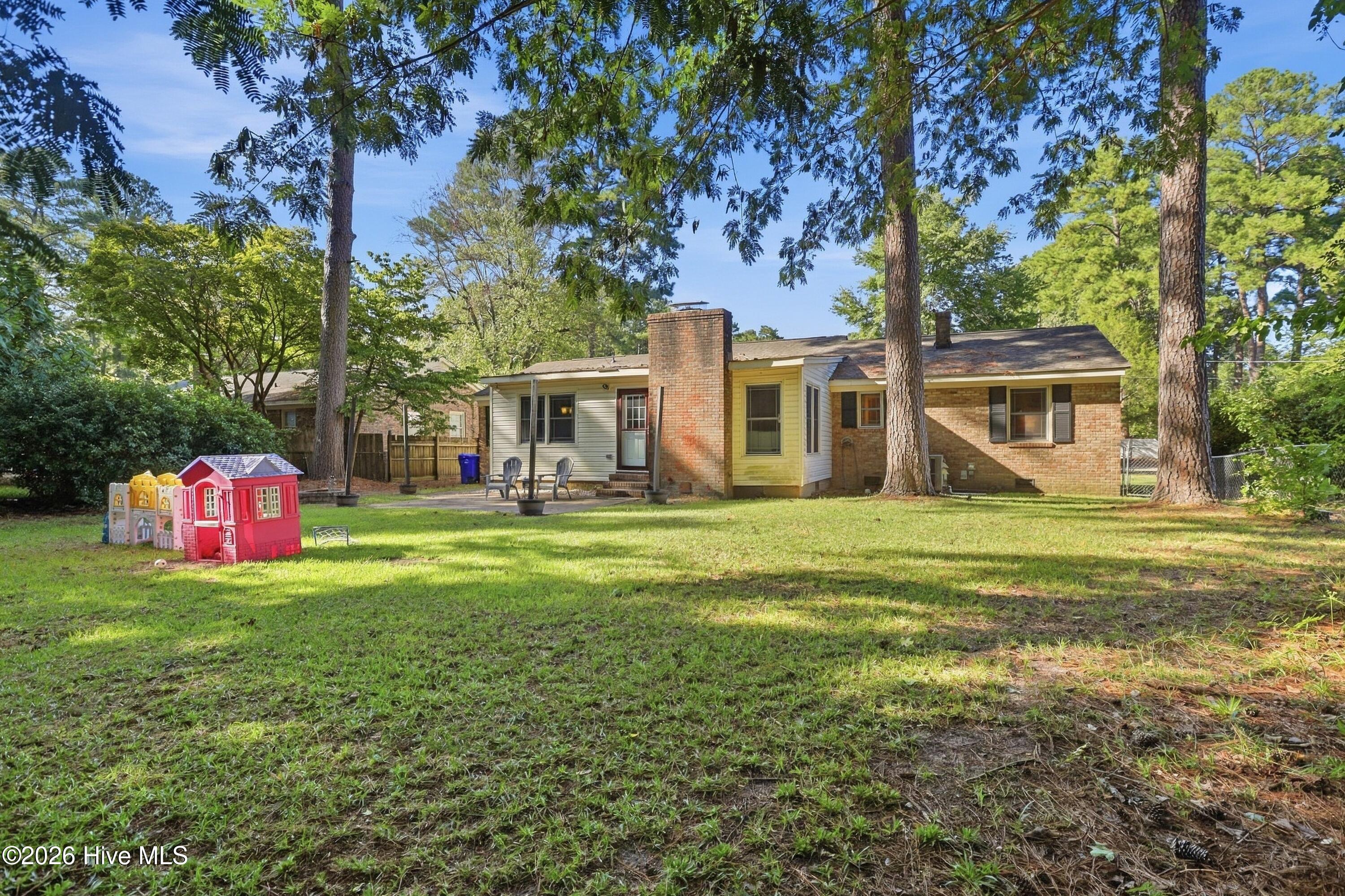 202 Lindenwood Drive Property Photo 18