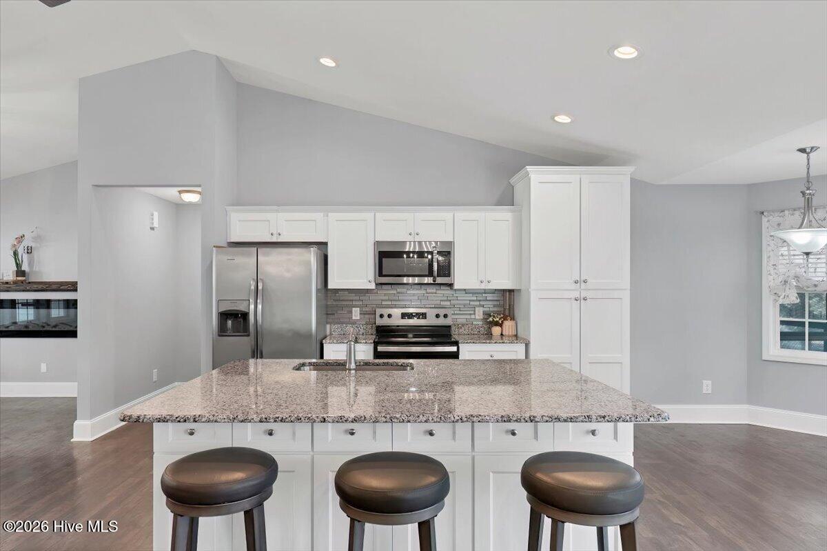 20 Pine Tree Terrace Property Photo 16