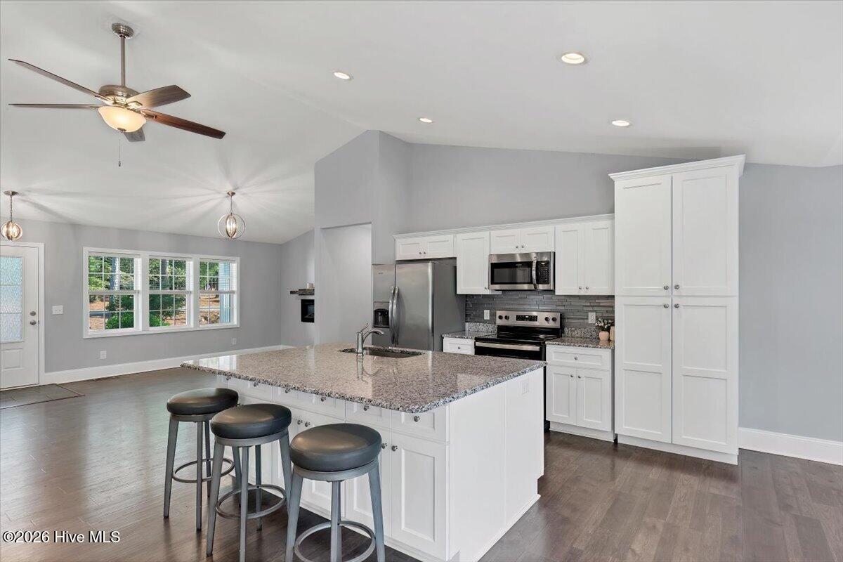 20 Pine Tree Terrace Property Photo 17