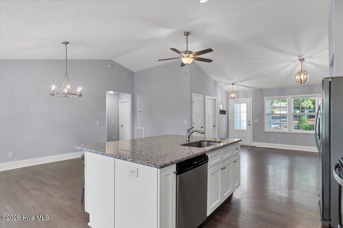 20 Pine Tree Terrace Property Photo 22
