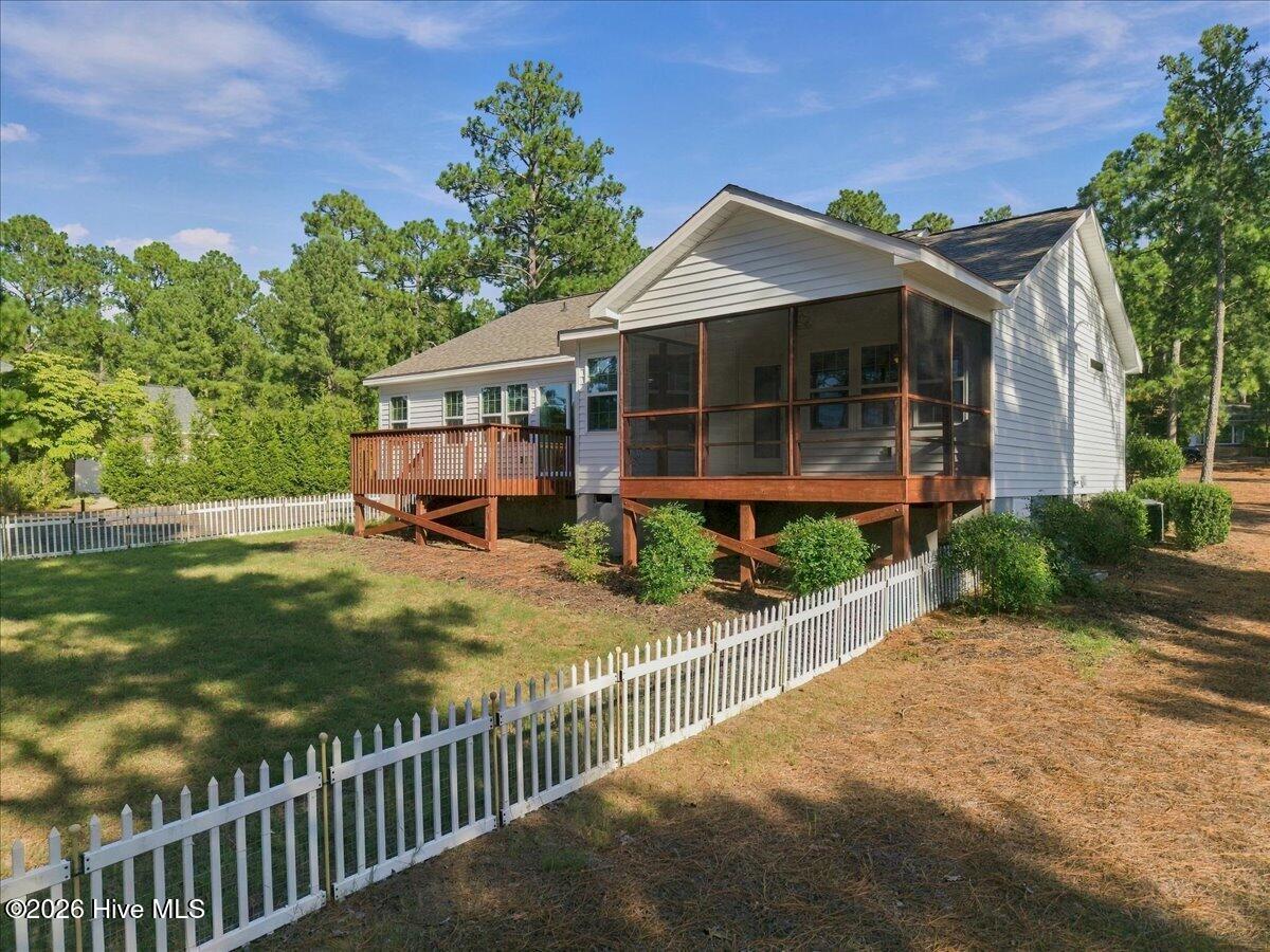 20 Pine Tree Terrace Property Photo 48