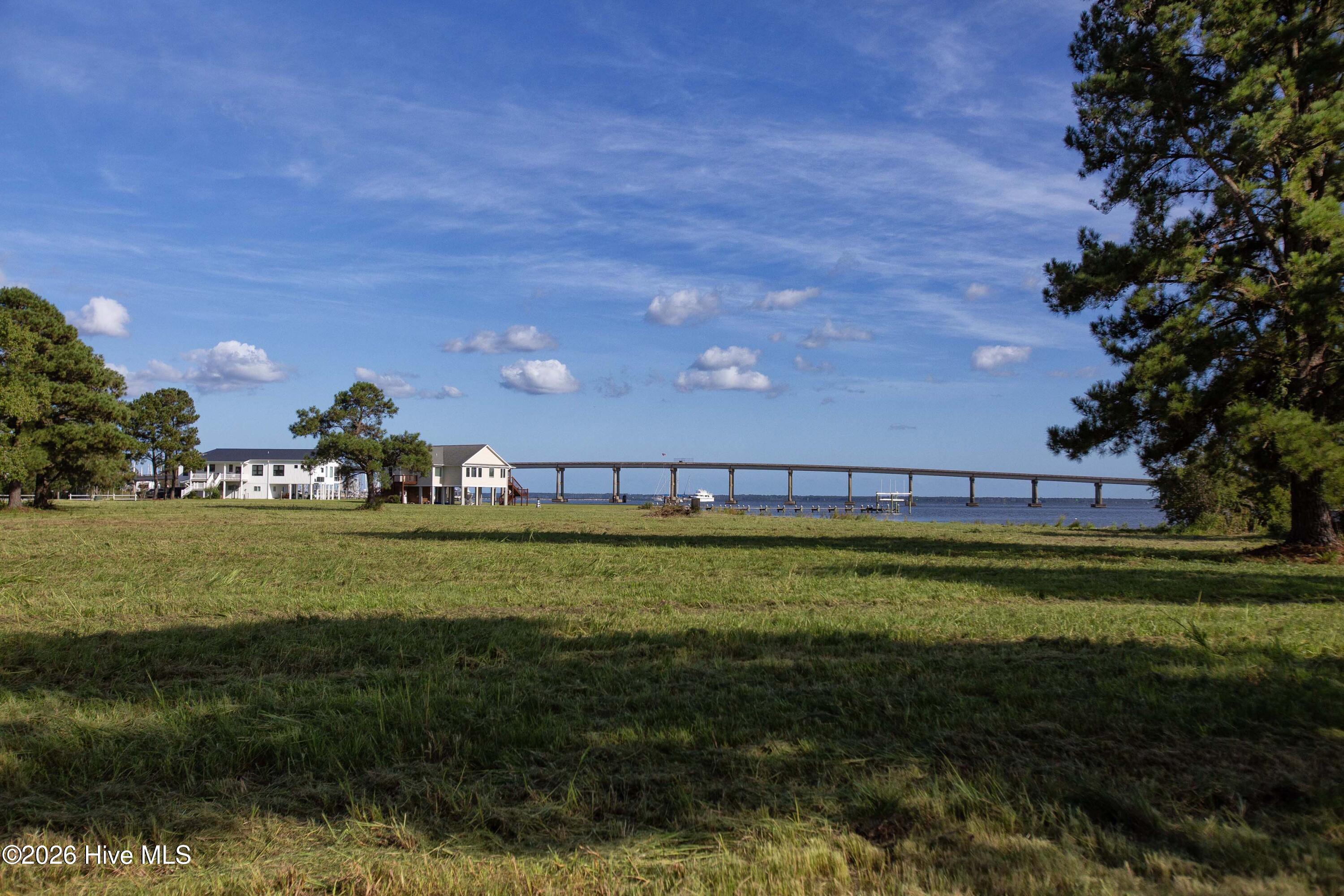8044 27 Treasure Drive Property Photo 5