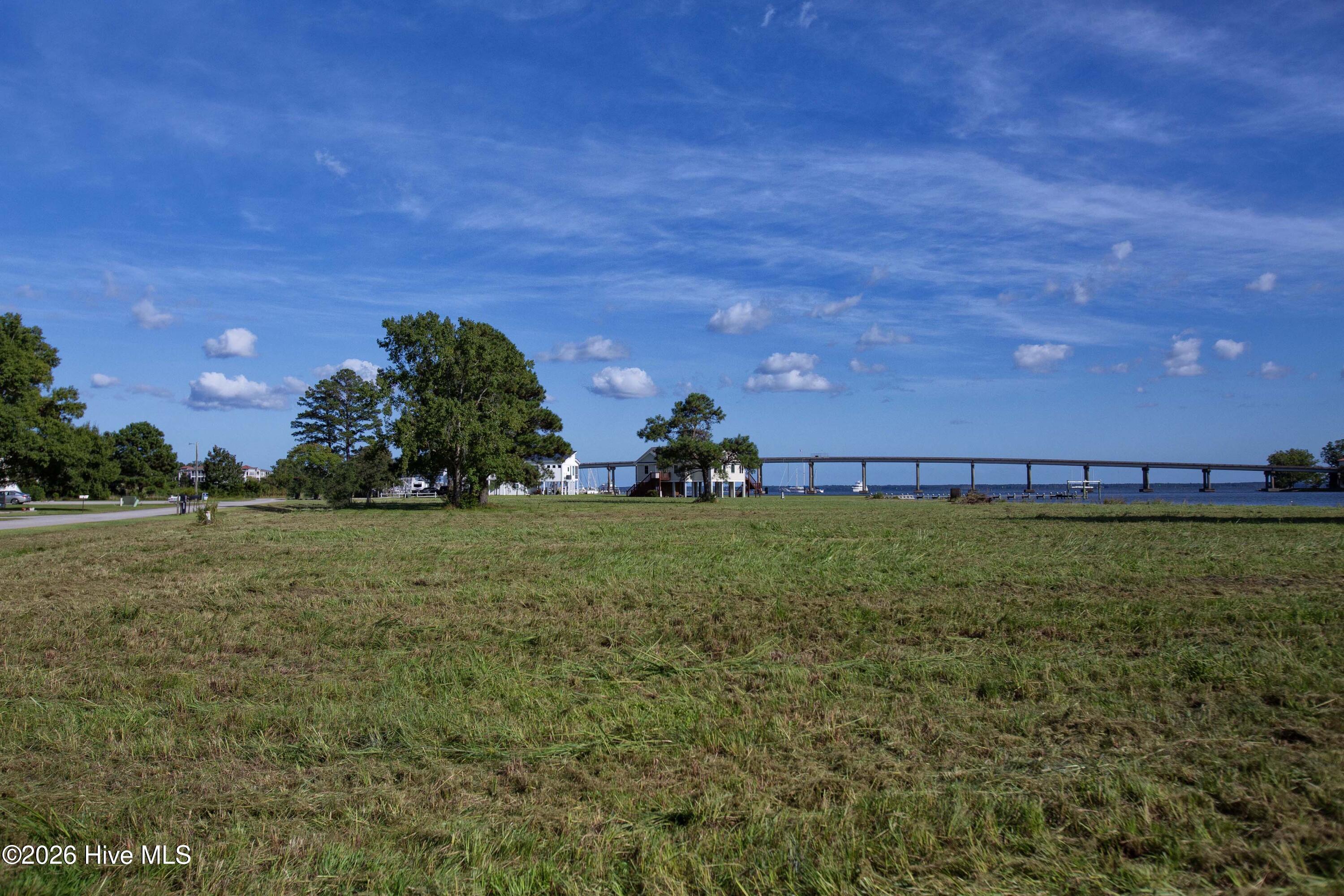 8052 31 Treasure Drive Property Photo 13