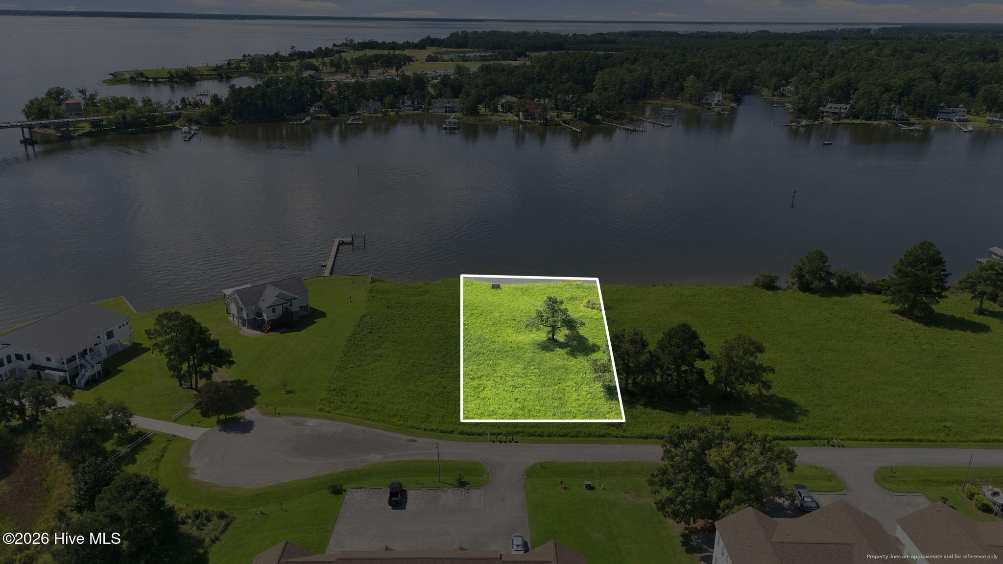 8052 31 Treasure Drive Property Photo 17